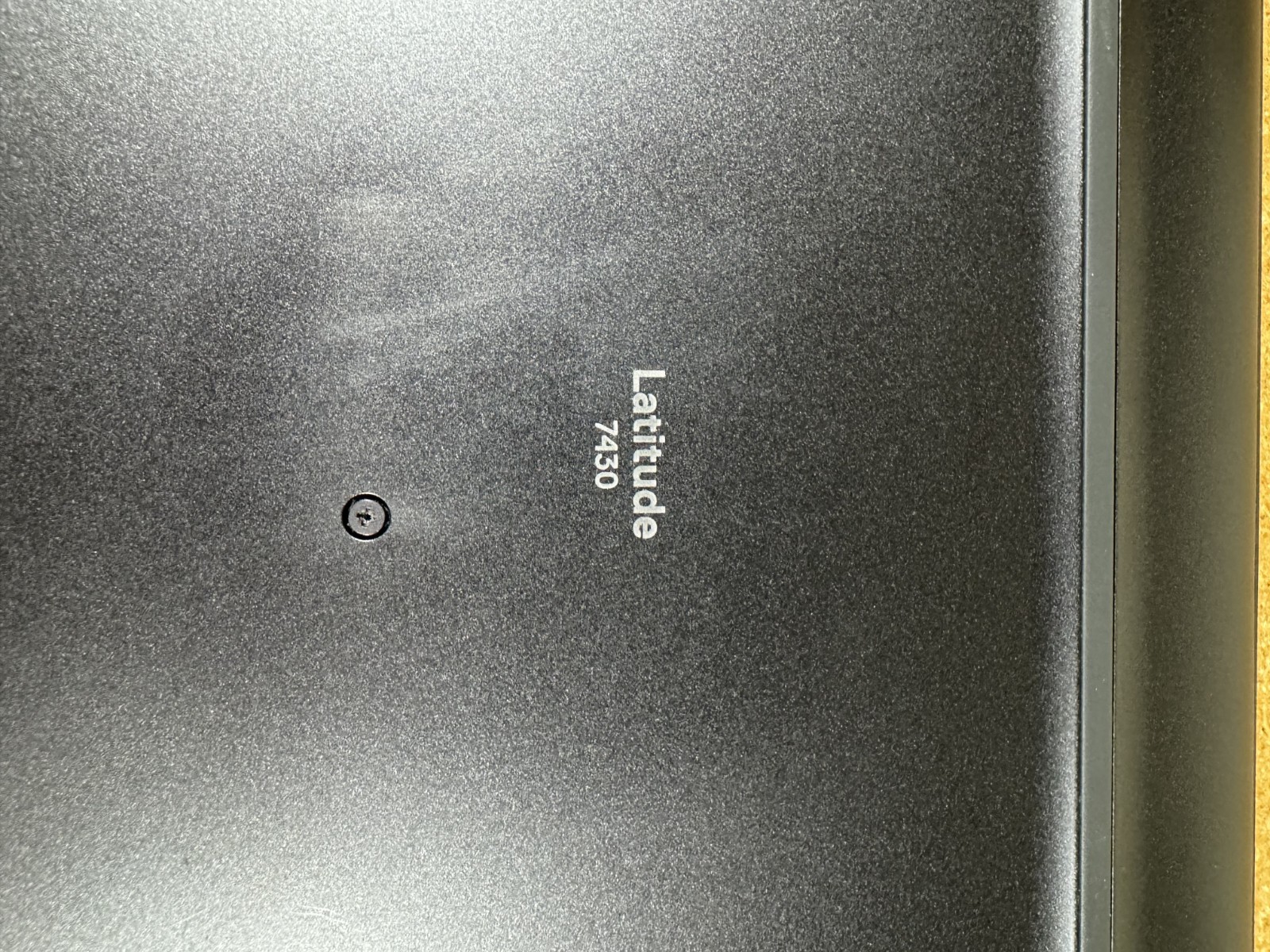 Dell Latitude 7430 14″ Non-Touch i7-1265U 16GB 256GB SSD Iris Xe W11P