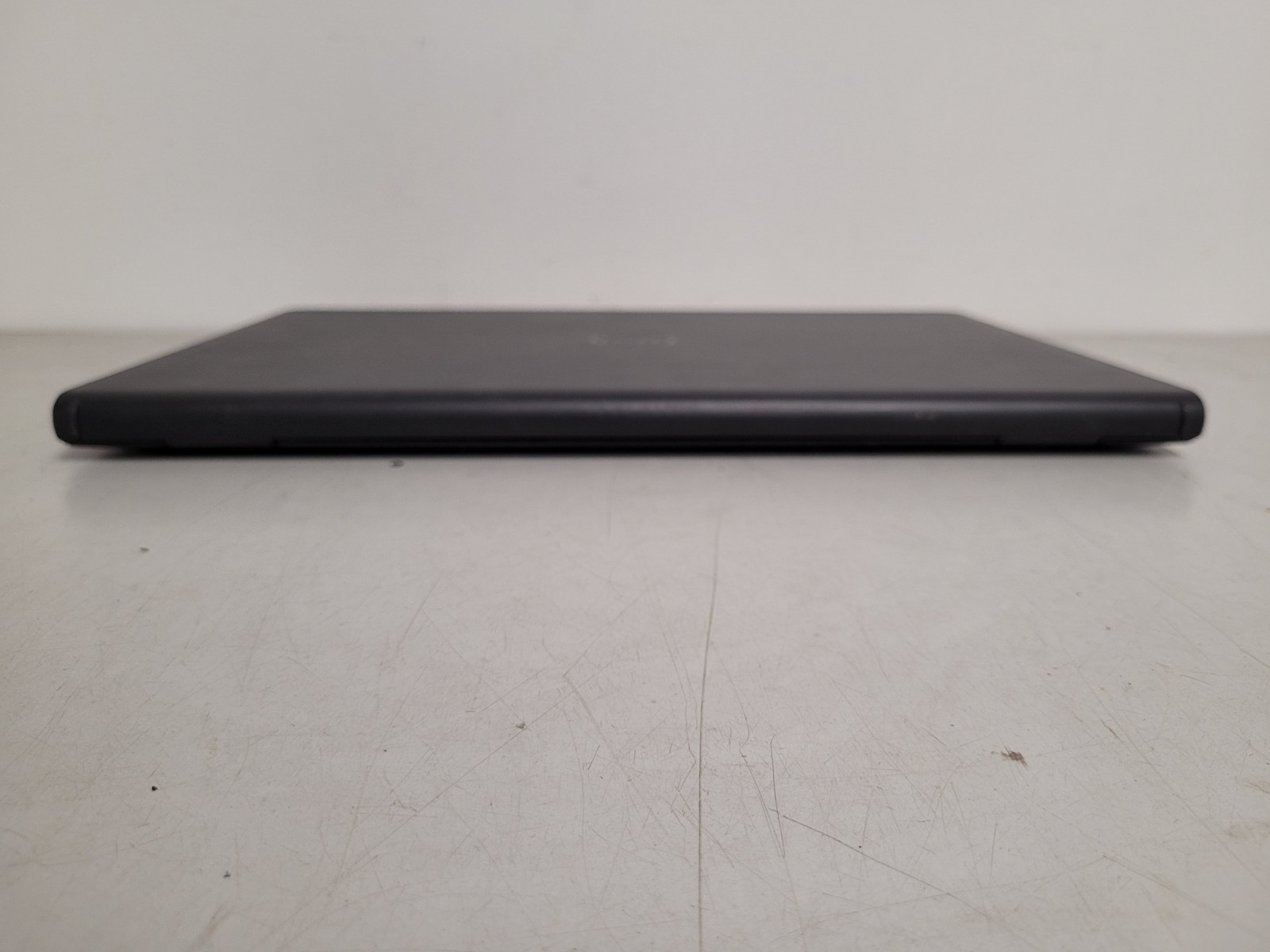 Dell inspiron 15 3525 Ryzen7 5825u 2000ghz 16gb ram 512gb ssd Charger 7XY7DF3