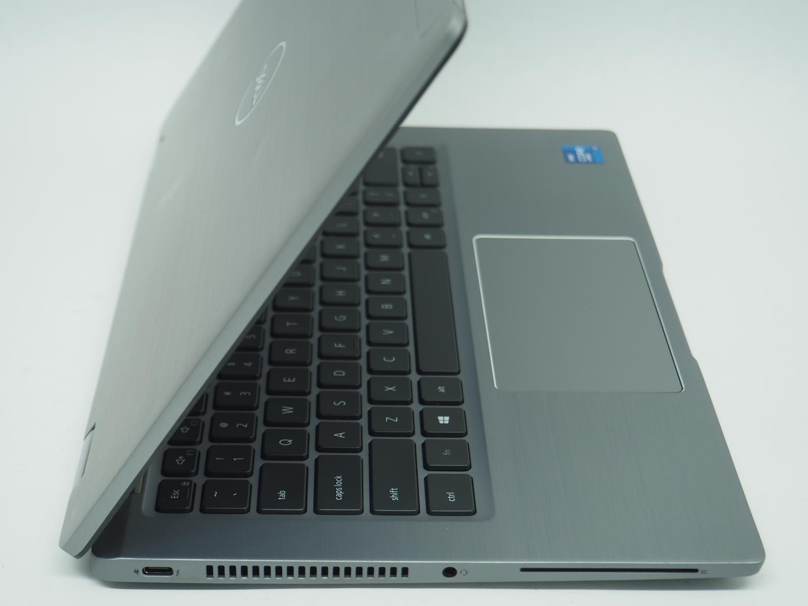 DELL LATITUDE 7420 14″ Intel Core i7-1185G7 3.00GHz 16GB RAM 256GB NVMe Grade B
