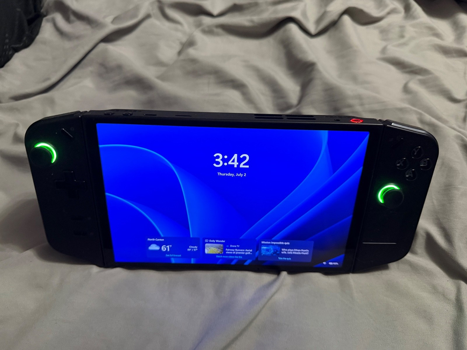 Lenovo Legion Go AMD Ryzen Z1 Extreme, 16GB RAM