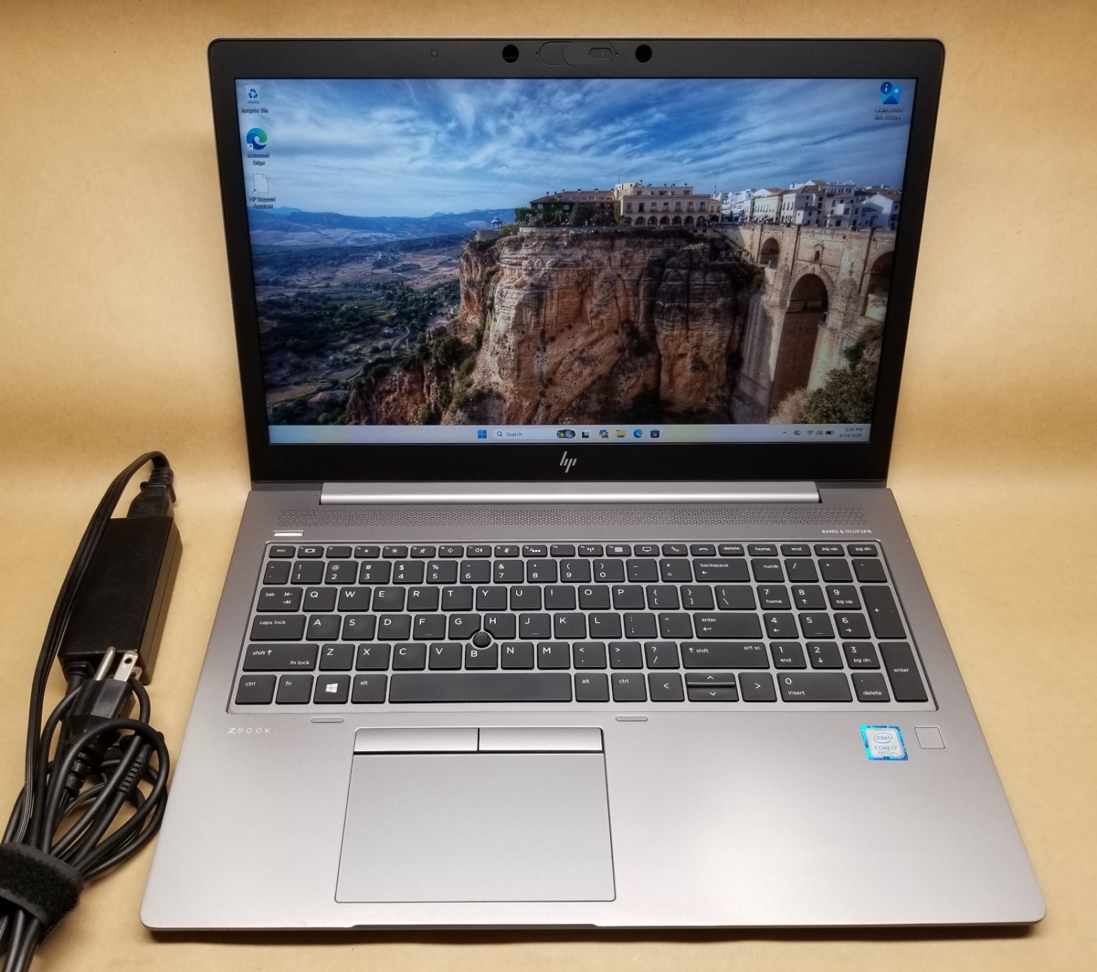 HP Zbook 15u G5 15.6″ Laptop i7-8550U, 8GB RAM 256GB SSD PRO WX 3100 WIN 11 PRO
