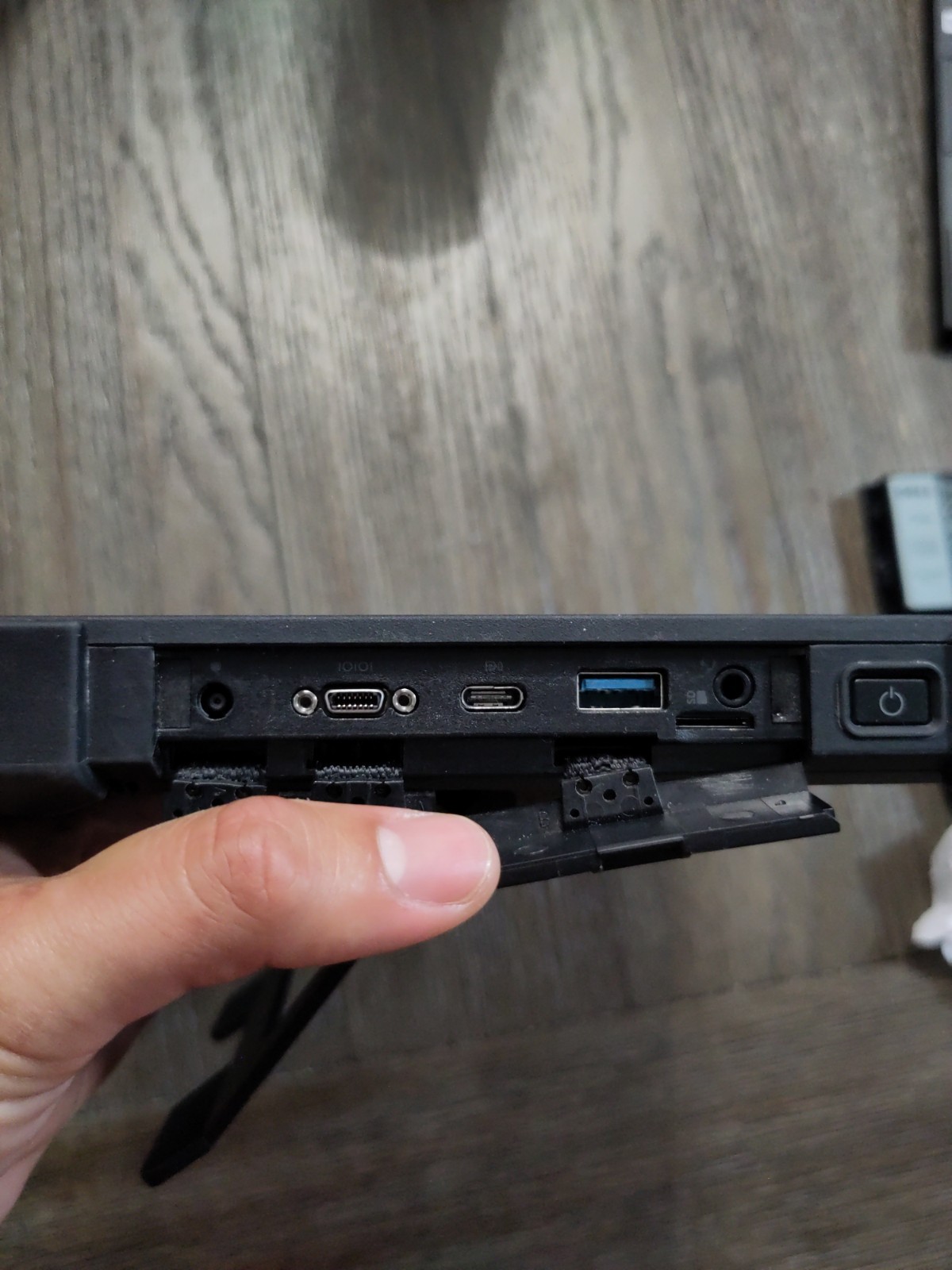 Dell Latitude 7212 Rugged Extreme Tablet, I7-8650U, 512gb SSD, WIN 10 , 16GB Ram