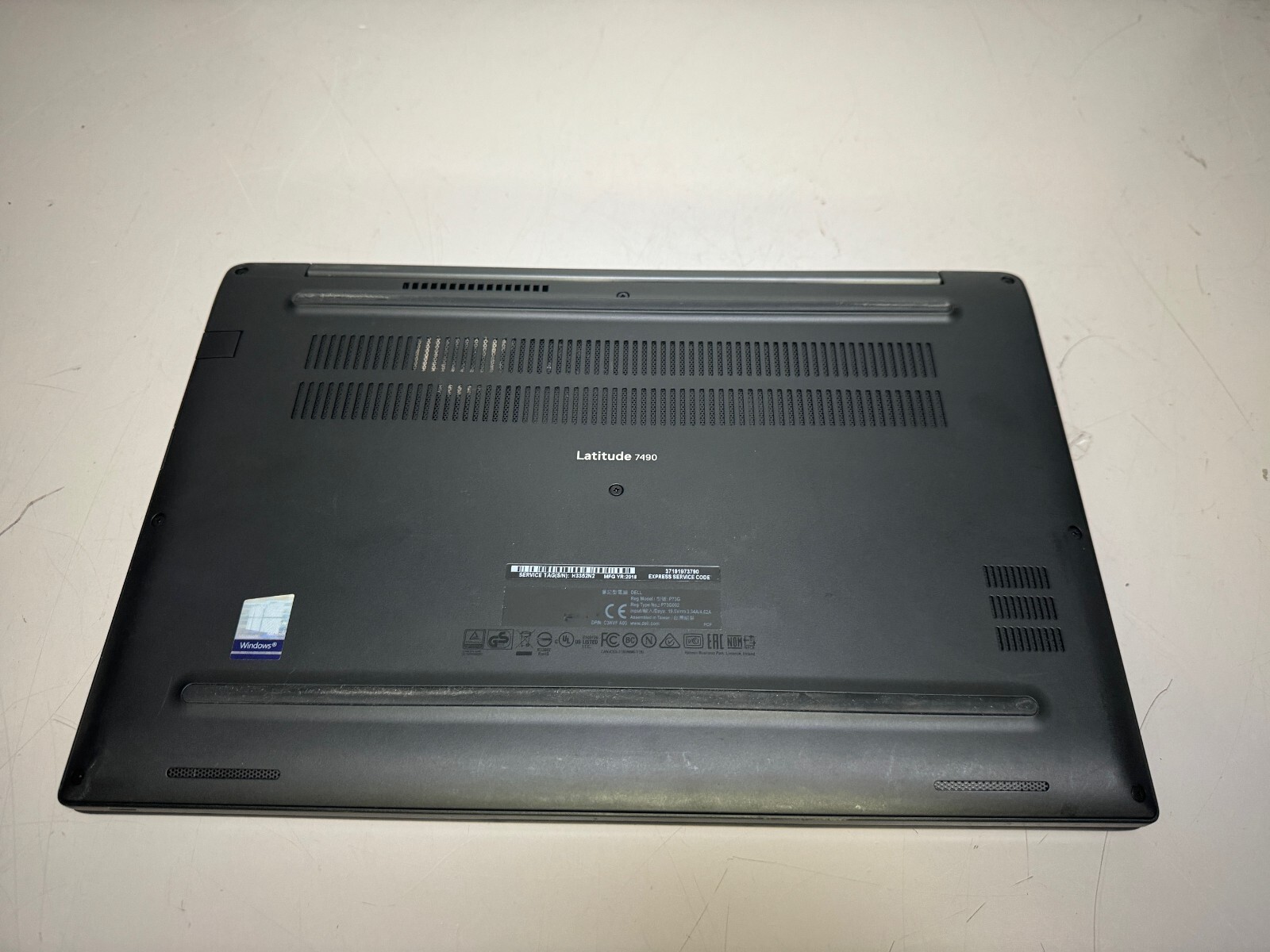 Dell Latitude 7490 14″ i5-7300U 2.6GHz 8GB/256GB m2 SSD UBUNTU Laptop + AC