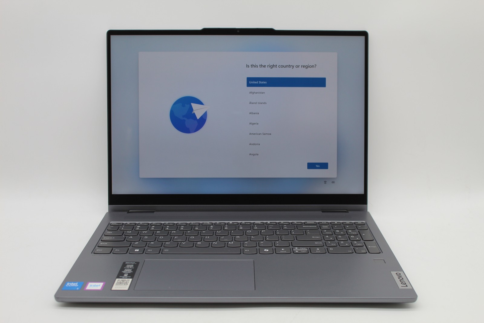 Lenovo IdeaPad 5 16″ Touch Intel Core 5 120U 1.4GHz 16GB 512GB SSD PC1744652
