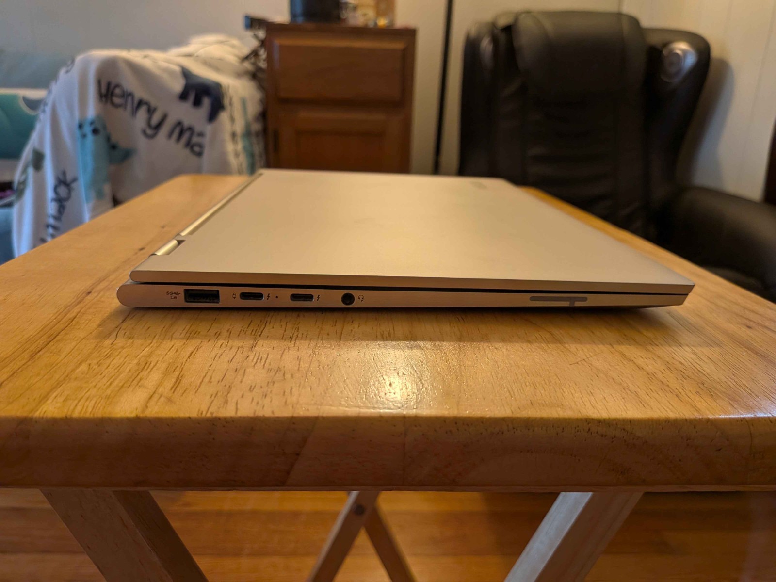 Lenovo Yoga C930 13IKB 13.9″ 4K UHD i7-8550U 1.8GHz 16GB RAM 1TB SSD