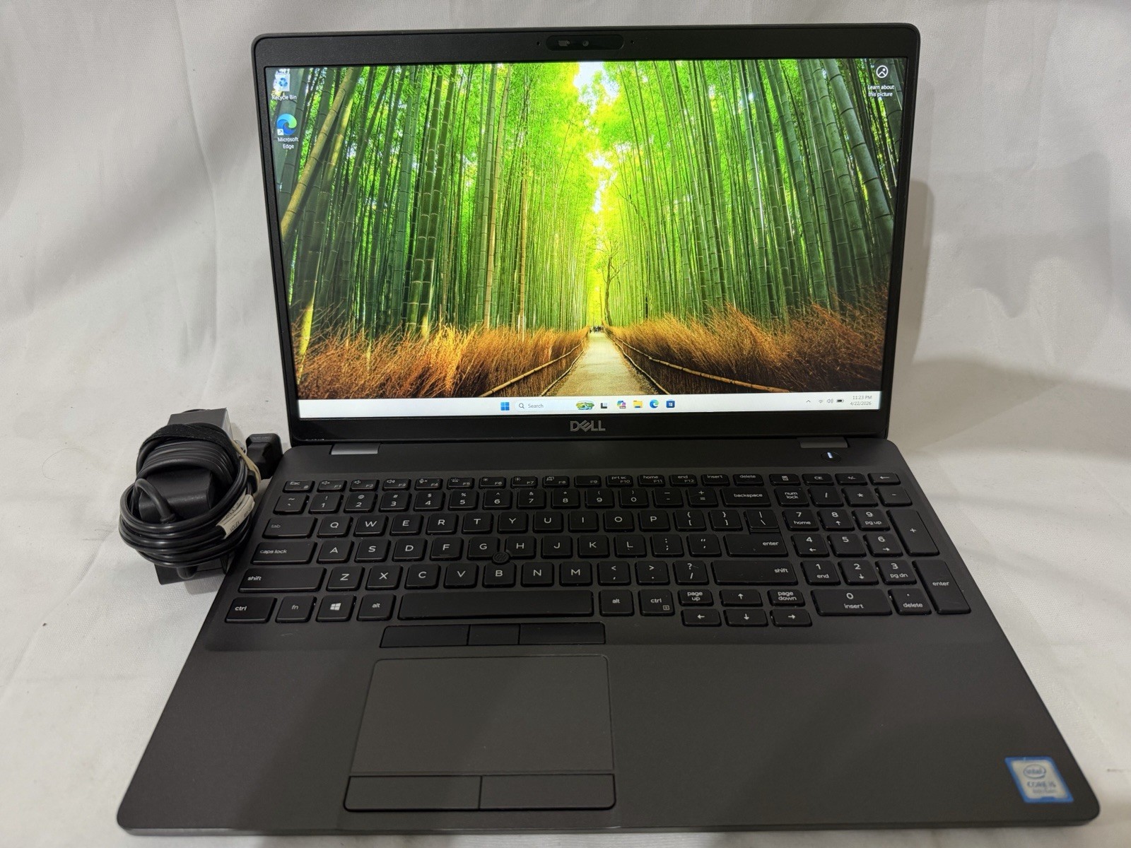 Dell Latitude 5500 15.6″ (i5-8265U, 1.6 GHz, 16GB RAM 256GB NVMe SSD) Win11Pro