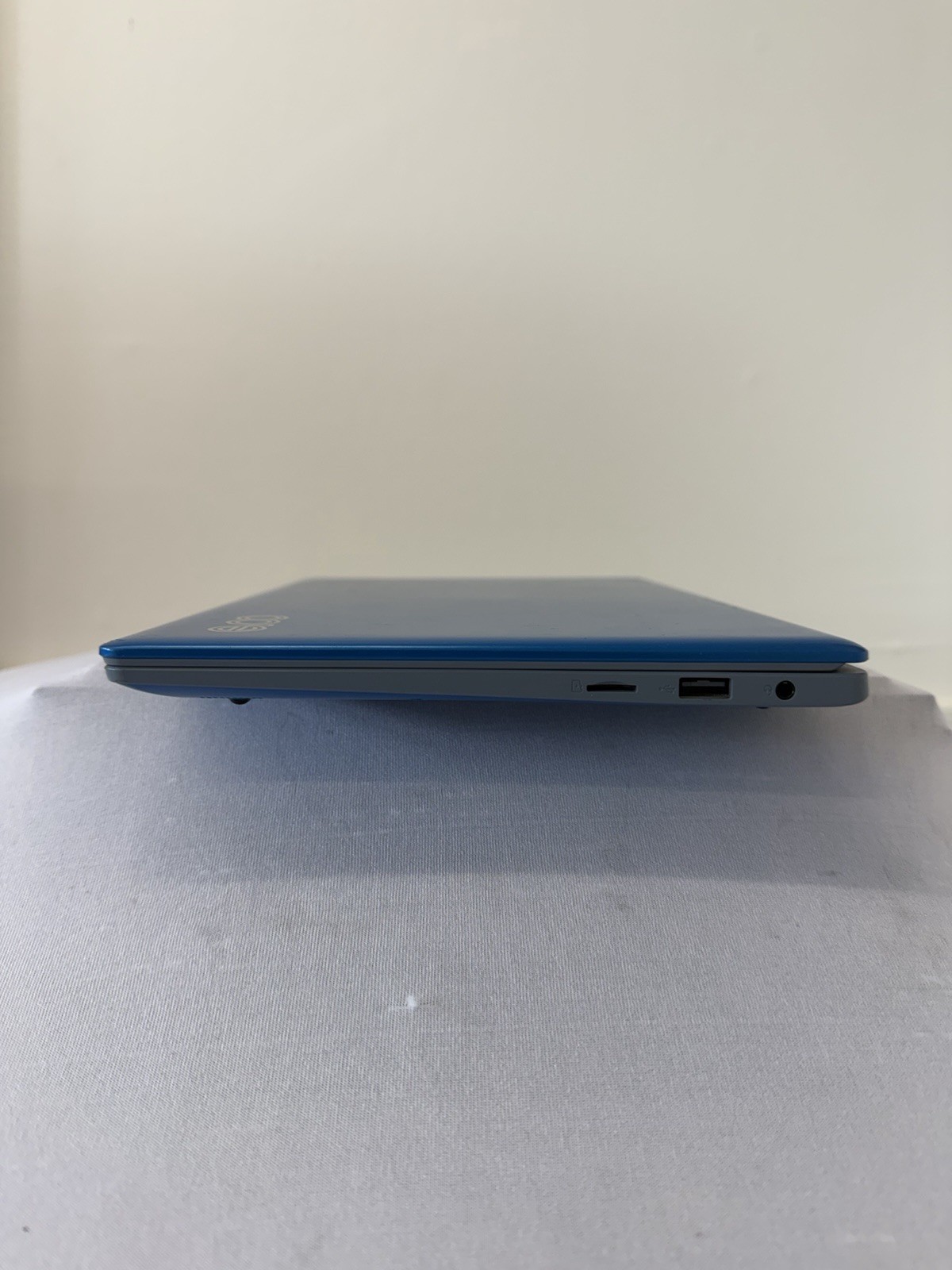 EVOO EV-C-116-5 Laptop – Good Screen – AMD A4-9120e – Read Des