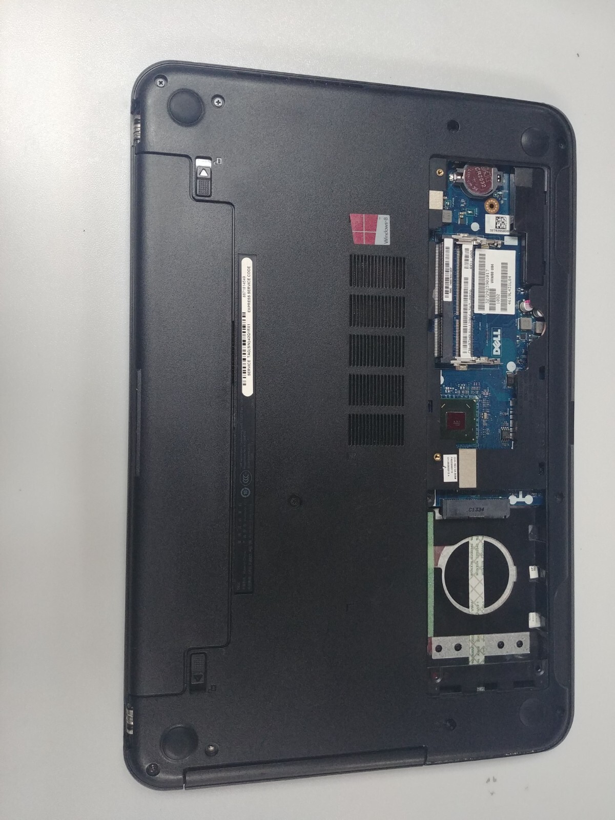 Dell Inspiron 15-3521 Intel Pentium NO BACK COVER WITH BATTERY FOR PARTS