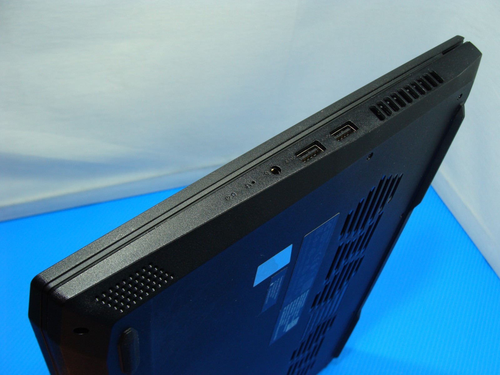 Lenovo IdeaPad Gaming 3-15ACH6 15.6″FHD 120Hz Ryzen 5 3.3GHz 8GB 512GB GTX 1650