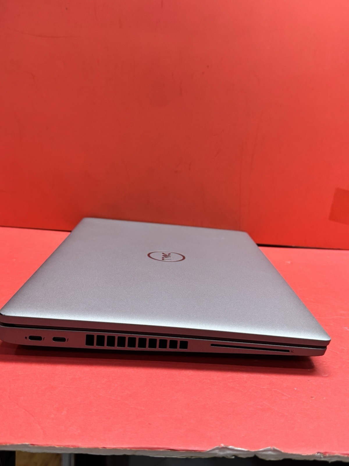 Dell Latitude 5520 15.4” 11th i7 3.0GHz 16GBRAN 512GBSD Windows 11pro