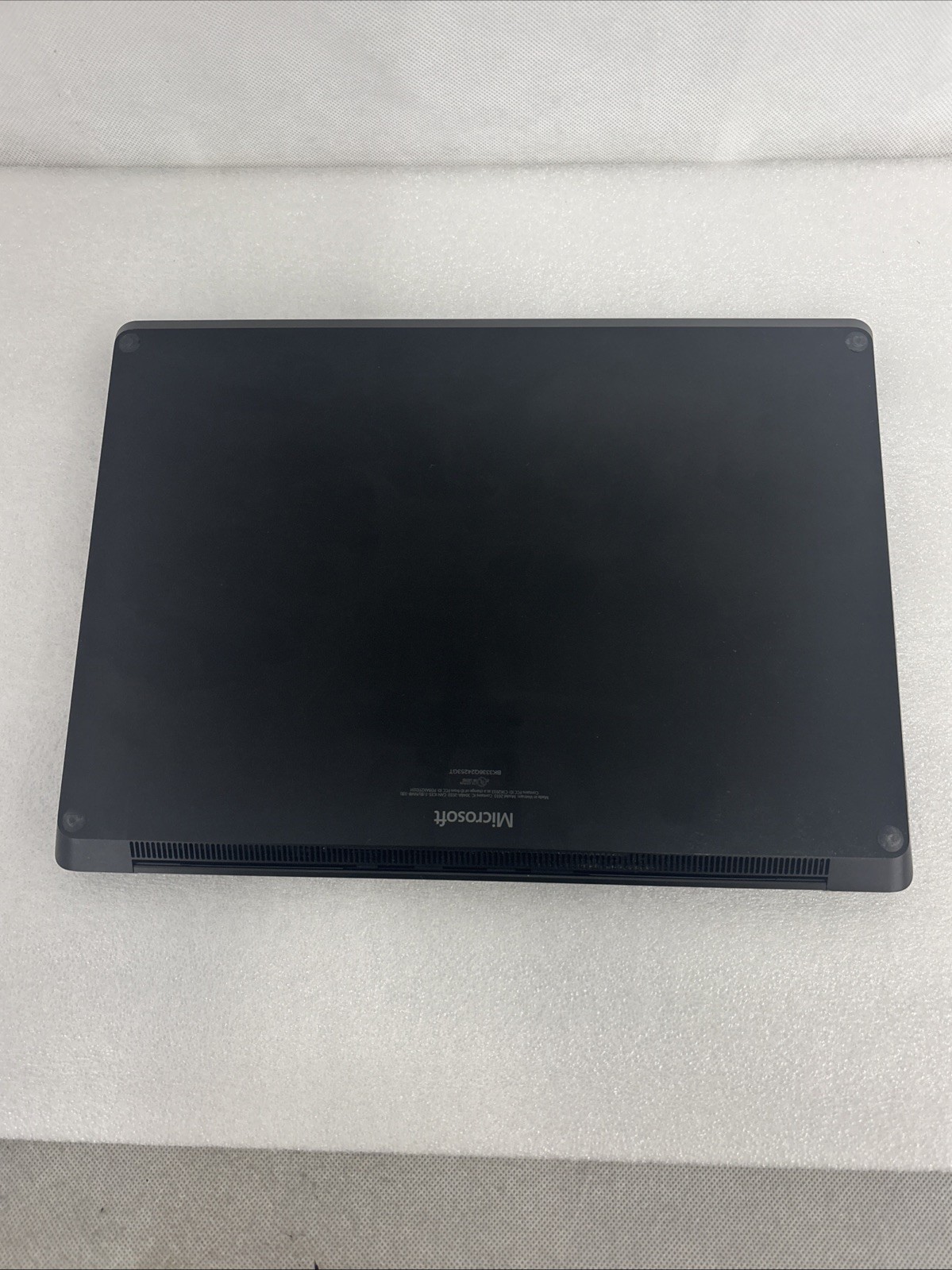 Microsoft Surface Laptop 6 13.5″ (256GB, Ultra 5, 16GB) Black