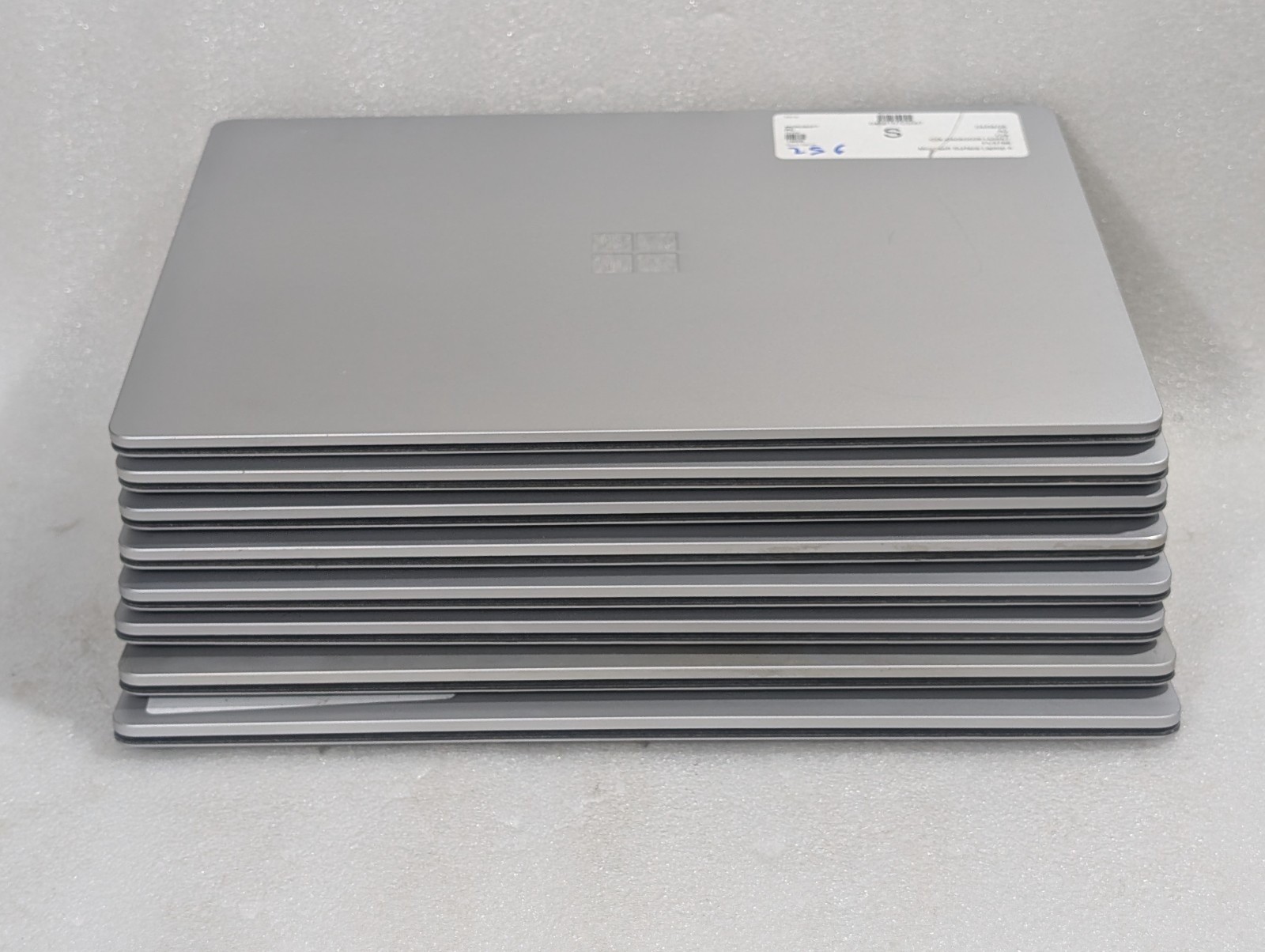 Lot 32x Microsoft Surface Laptop 3 4 Go 1943 1958 1951 Pro 7 1960