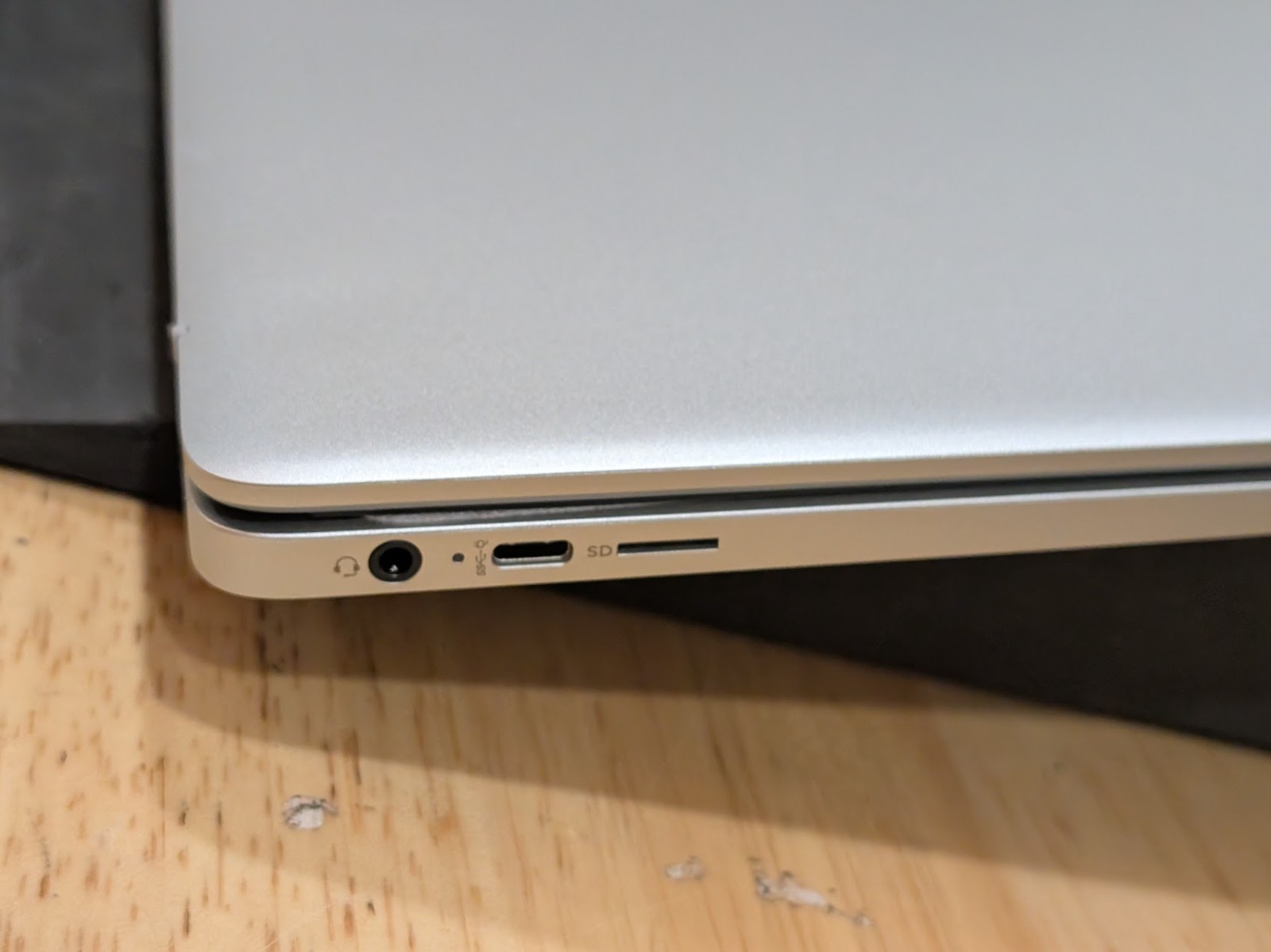 HP Chromebook 15.6 15a-nb0013dx Intel N200 8GB 64GB eMMC Silver
