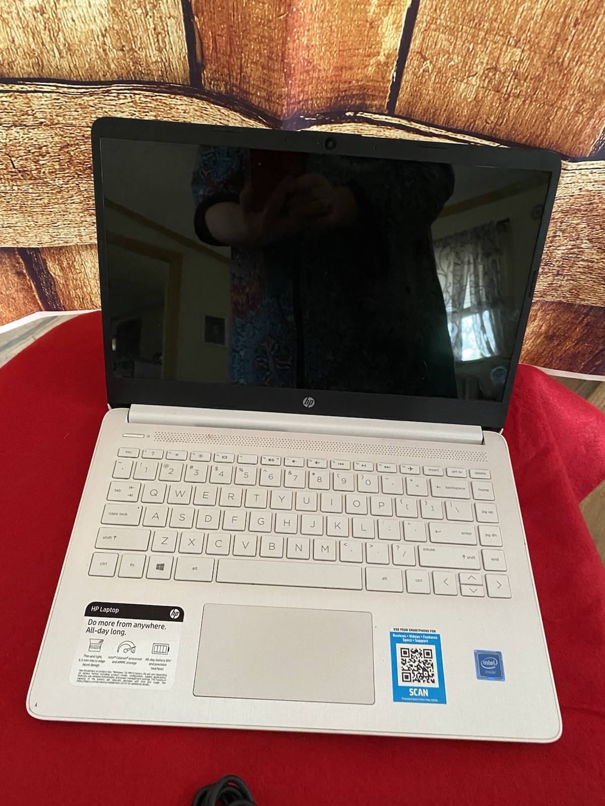 HP Laptop 14-DQ0052DX 14″ 64 GB SSD, Intel Celeron N, 1.10 GHz, 4 GB Ram – White