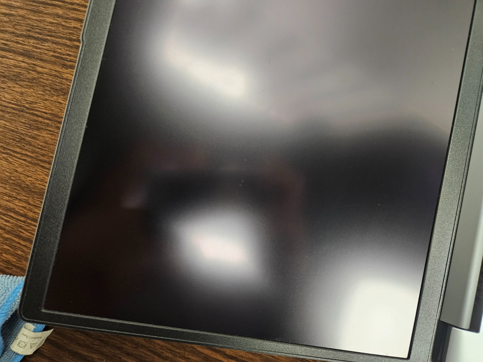 Lenovo IdeaPad 1i 15.6″ Touchscreen i3-1215U 256GB SSD 8GB RAM Windows 11