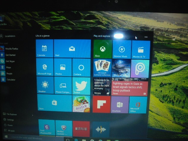 Convertible 11.6″ Acer R3-131T-C3PV Touch Screen Laptop. Model :N15W5