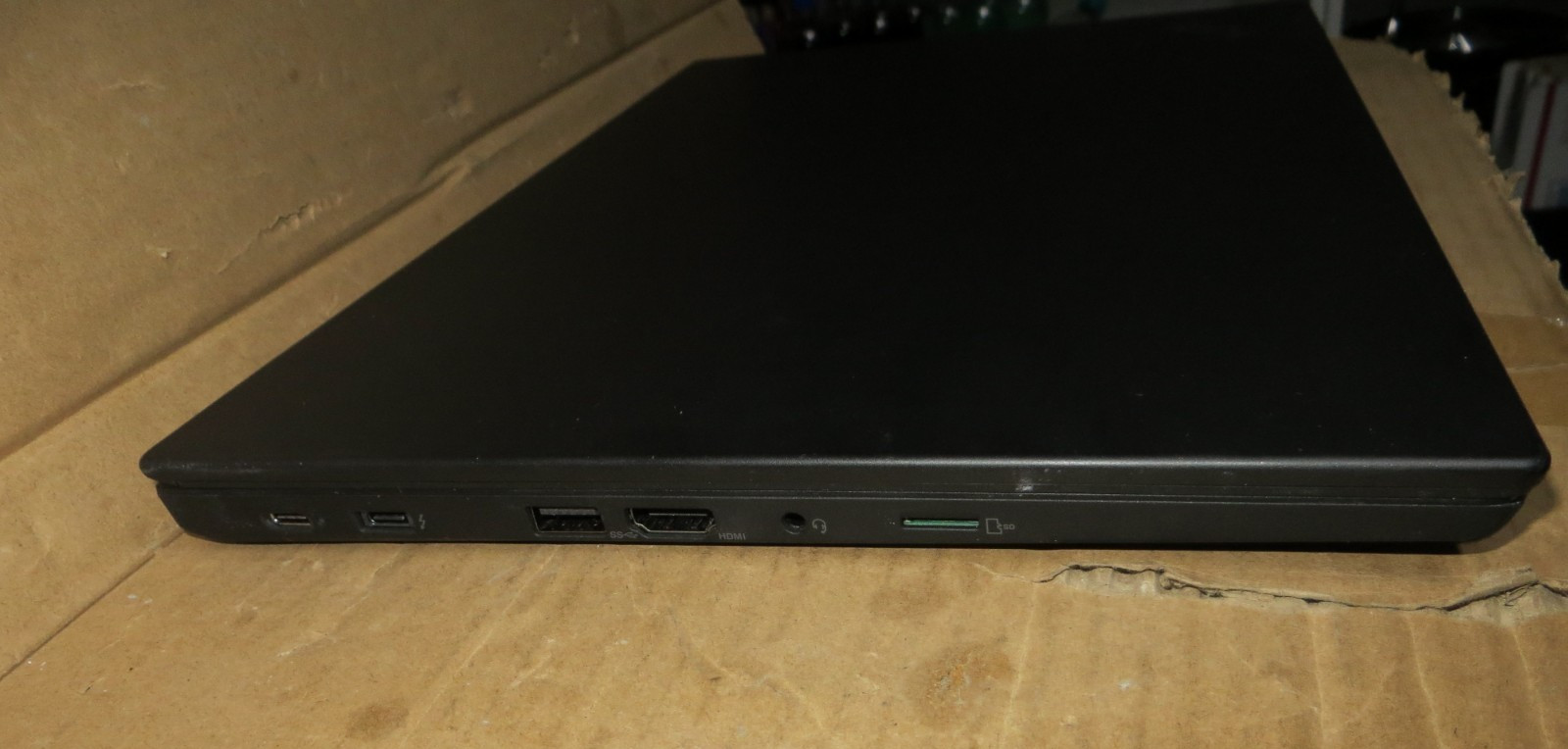 Lenovo ThinkPad P14s Gen 2i 14″ Laptop i7-1165G7 8GB RAM for Parts or Repair