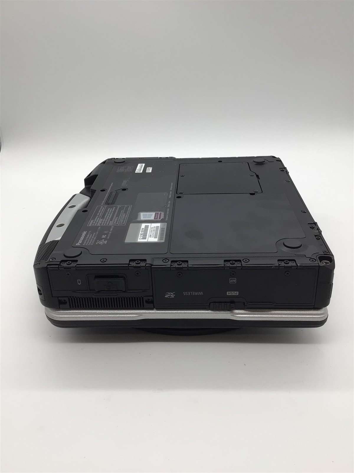 Panasonic ToughBook CF-31 i5-7300U 2.6GHZ/16GB RAM/No HD