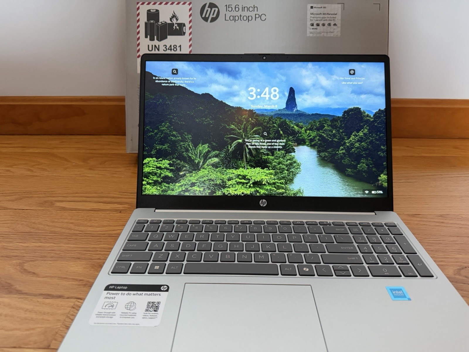 HP 15.6″ Laptop Intel N200 4GB RAM 128GB SSD Silver Windows 11 Webcam Wi-Fi