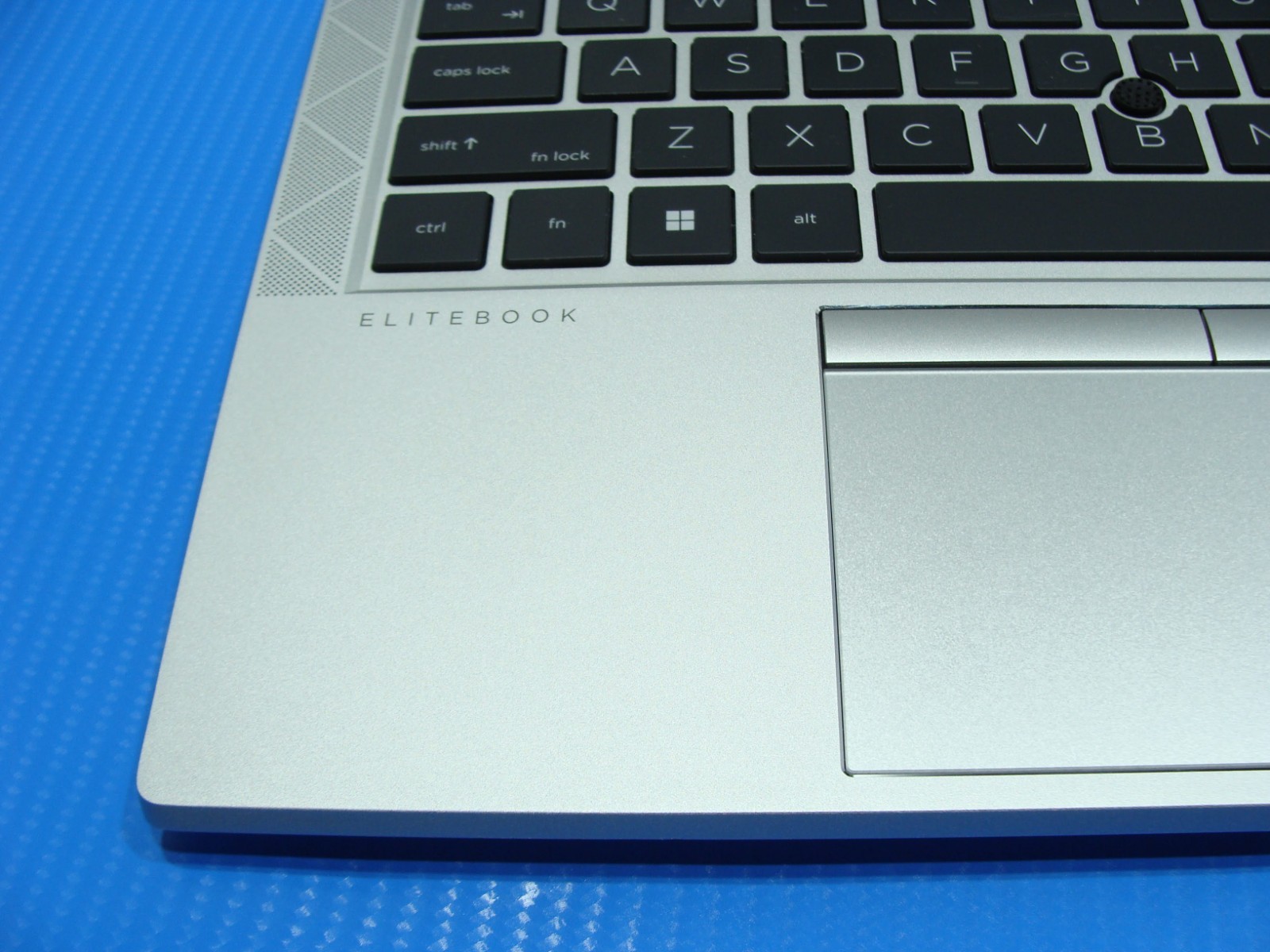 HP EliteBook 840 G8 Intel Core i7-1185G7 14″ FHD Windows 11 Pro 3GHz 16GB 256GB