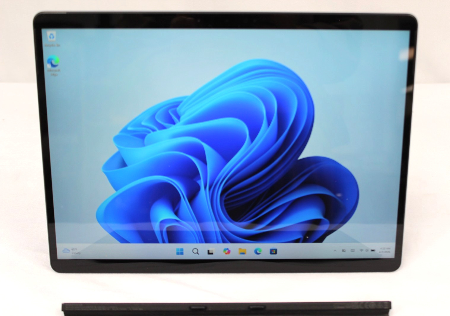 Microsoft Surface Pro 8 Tablet 2‑in‑1 i7‑1185G7 16GB 512GB SSD Iris Xe graphics