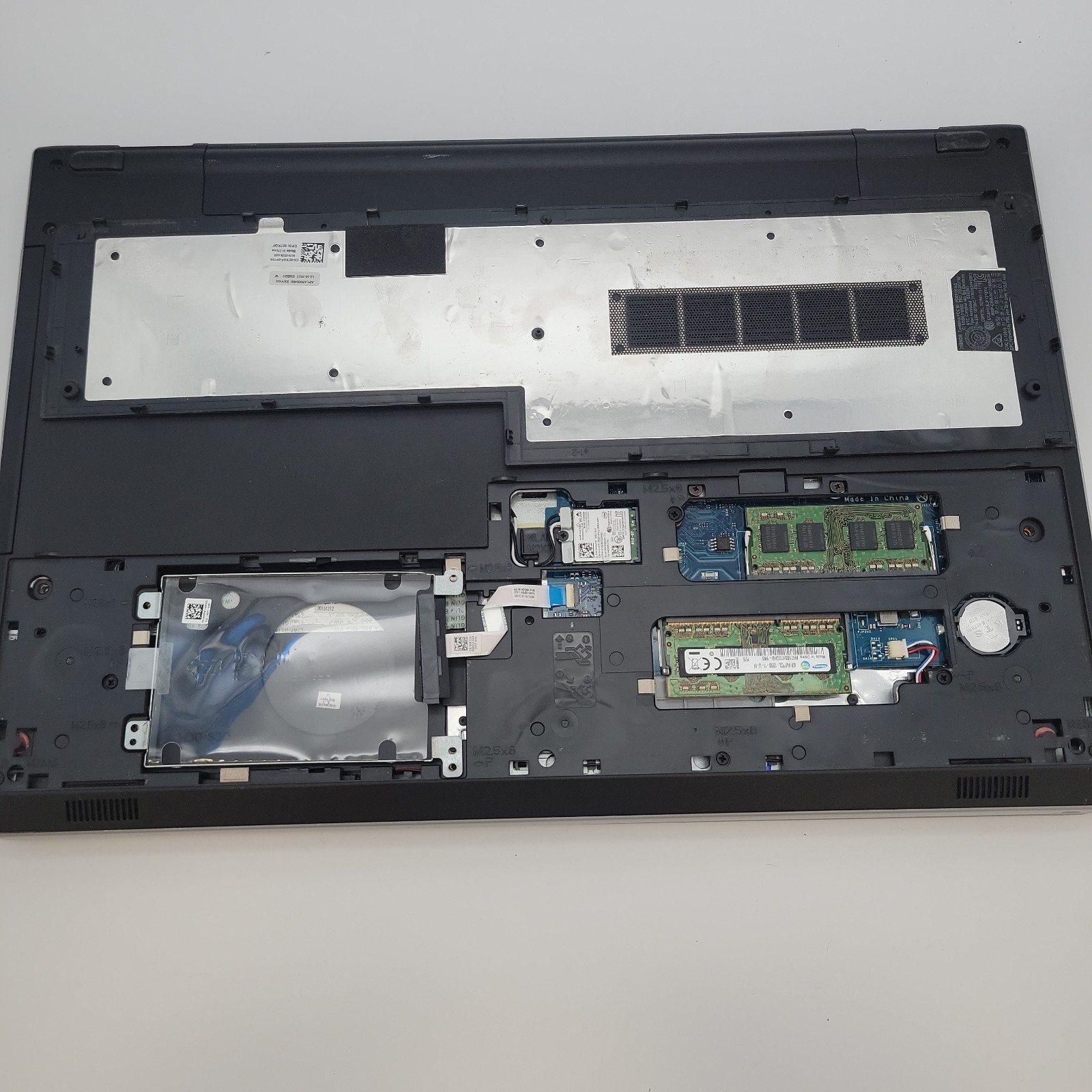 DELL INSPIRON 17 5759 Intel Core i5-6200U CPU@ 2.30GHz L137