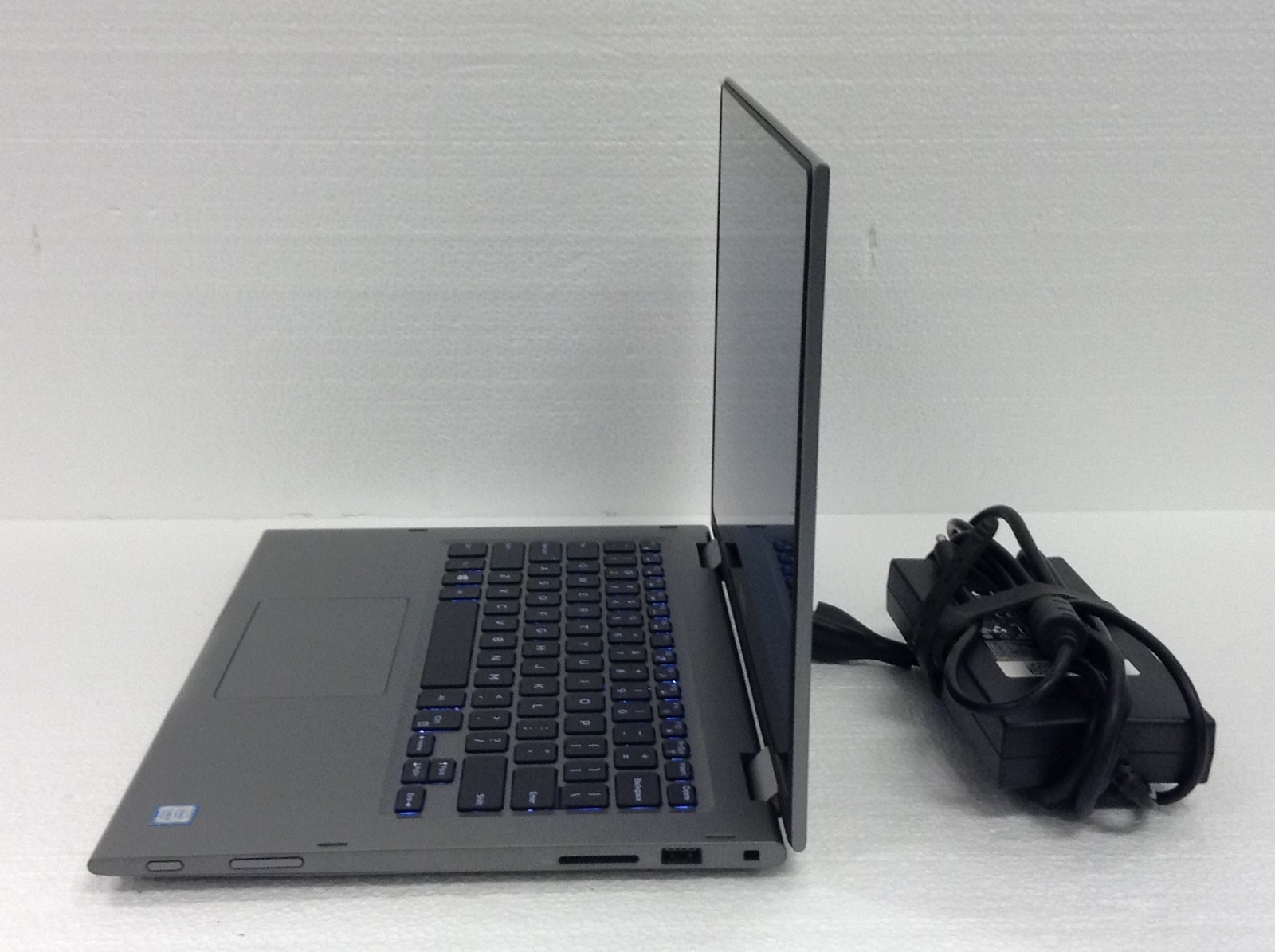 Dell Inspiron 13-5378 Laptop i5-7200U 2.50GHz 13.3″ FHD Touch, No HD & Ram
