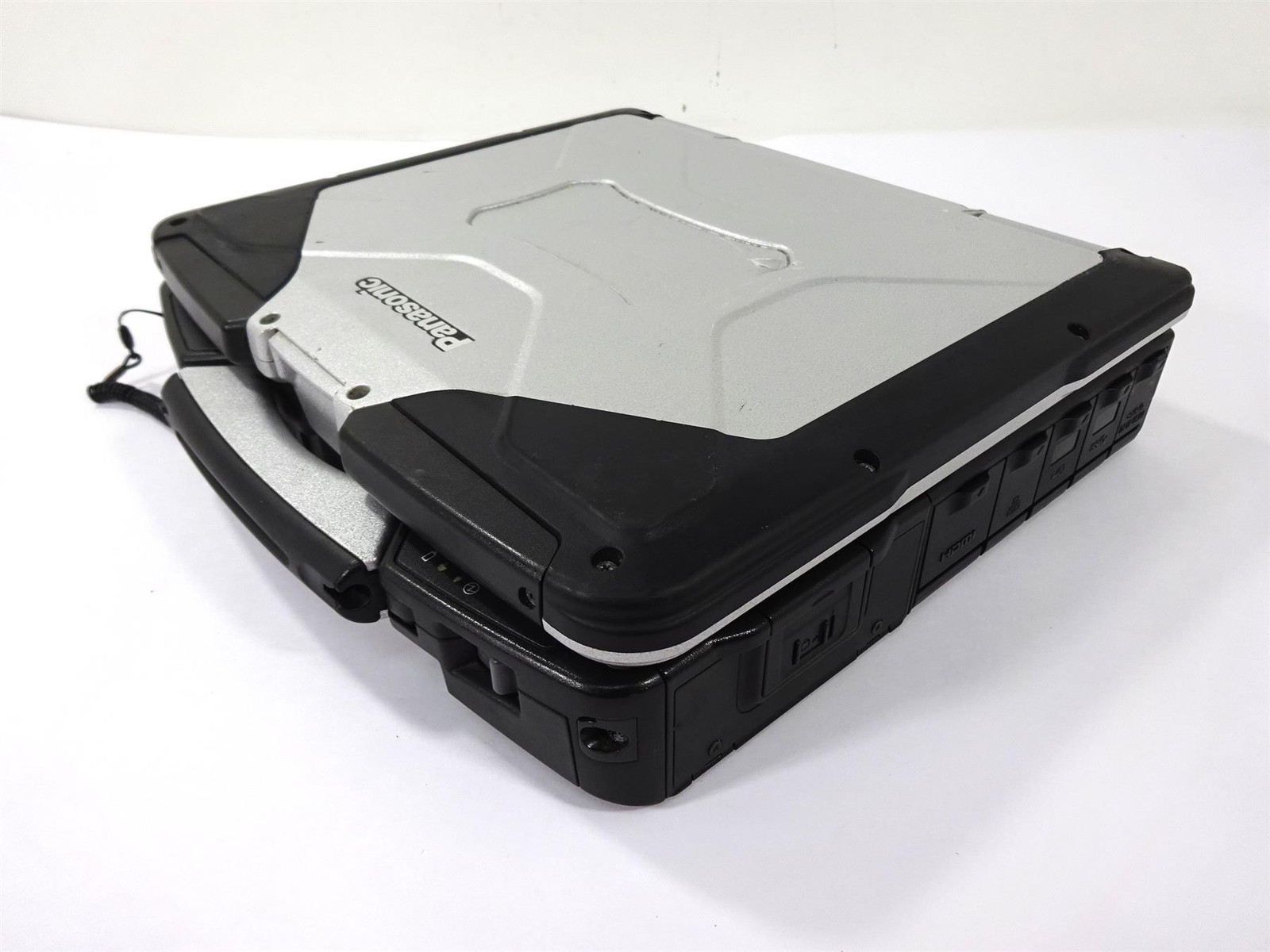 Panasonic CF-31 MK6 Core i5-7300U 2.GHz 8GB DDR4 – No HDD – Bios Locked