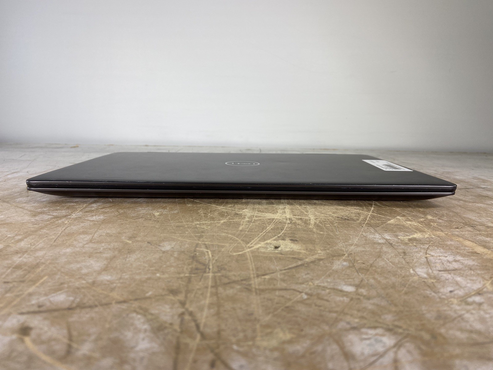 DELL INSPIRON 7586 2-IN-1 i7-8565U @ 1.80GHz, 8GB RAM, NO HDD/OS