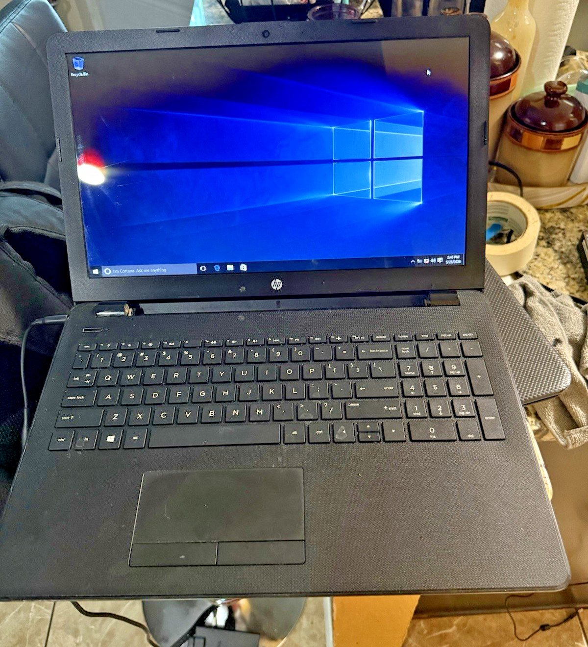 HP 255 G6 / AMD A6-9220 R4 5 CC. 2C+3G @ 2.50GHz/ 500GD 4GB RAM WIN 10 PRO