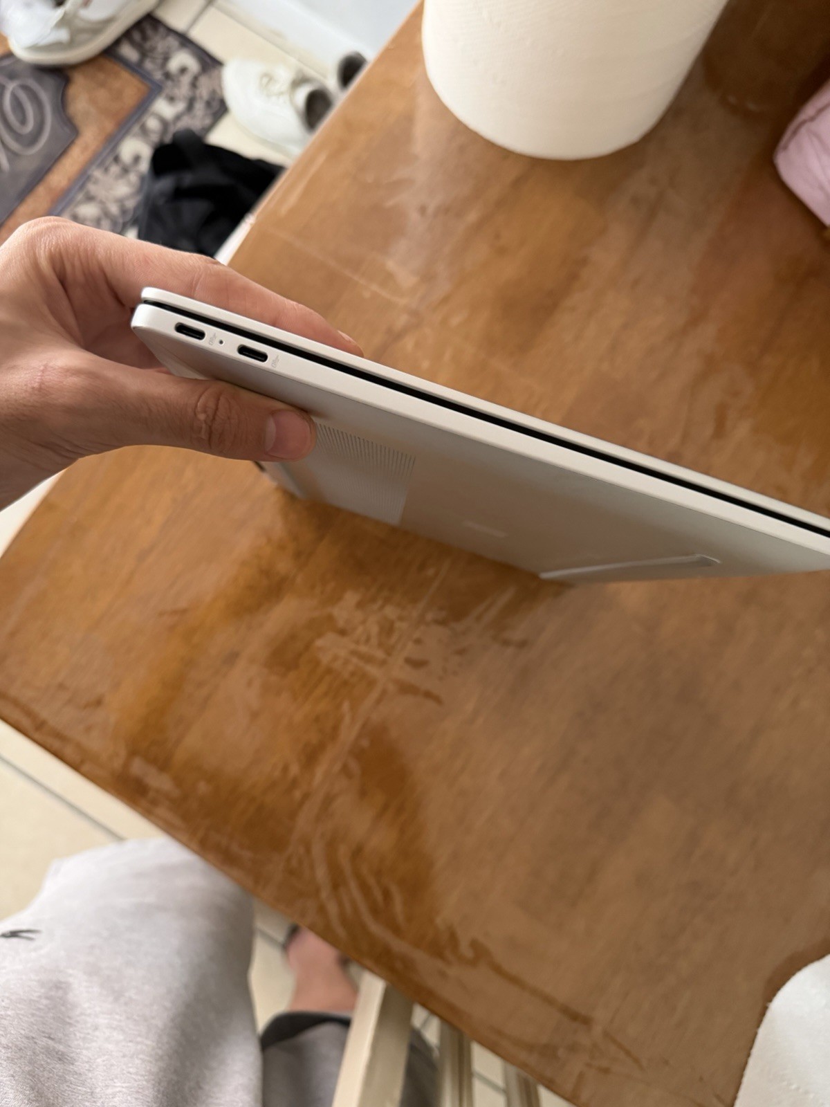 HP OmniBook 5 14″ Snapdragon X Plus 16GB RAM 1TB SSD Glacier Silver Windows 11