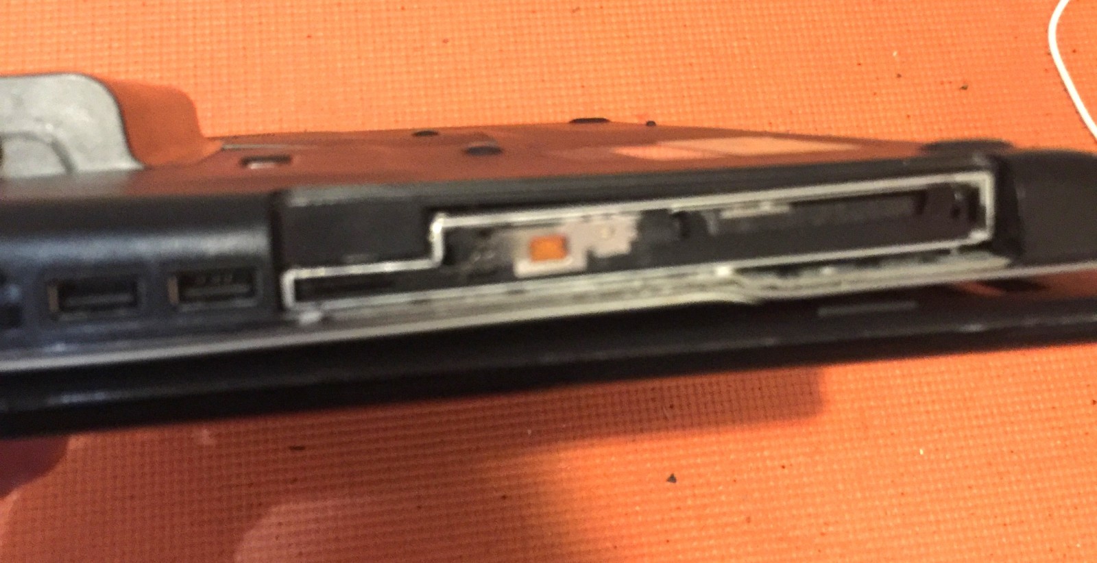HP PAVILLION G60-530US 17″/300GB/4GB RAM/WIND 10/EXTENDED BATTERY GOOD