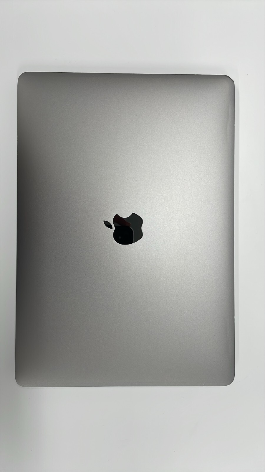 Apple MacBook Pro 13.3″ M1 8-Core CPU and 16-Core Neural Engine 8GB 512GB SSD