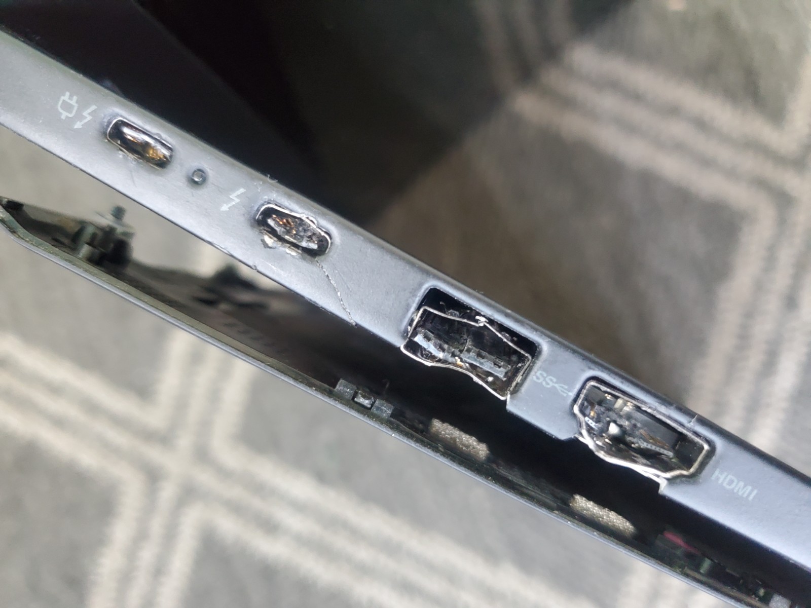 Lenovo X1 Carbon 9th Gen i7-1185G7 16GB RAM NO SSD DAMAGED BOARD PARTS/REPAIR