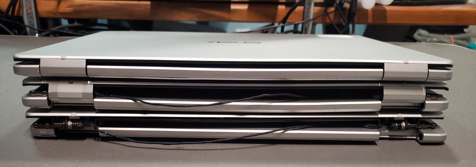 Lot of 3 ASUS Chromebook C523NA 15.6 Inch 1920×1080 Touchscreen 2.5 GHz Silver