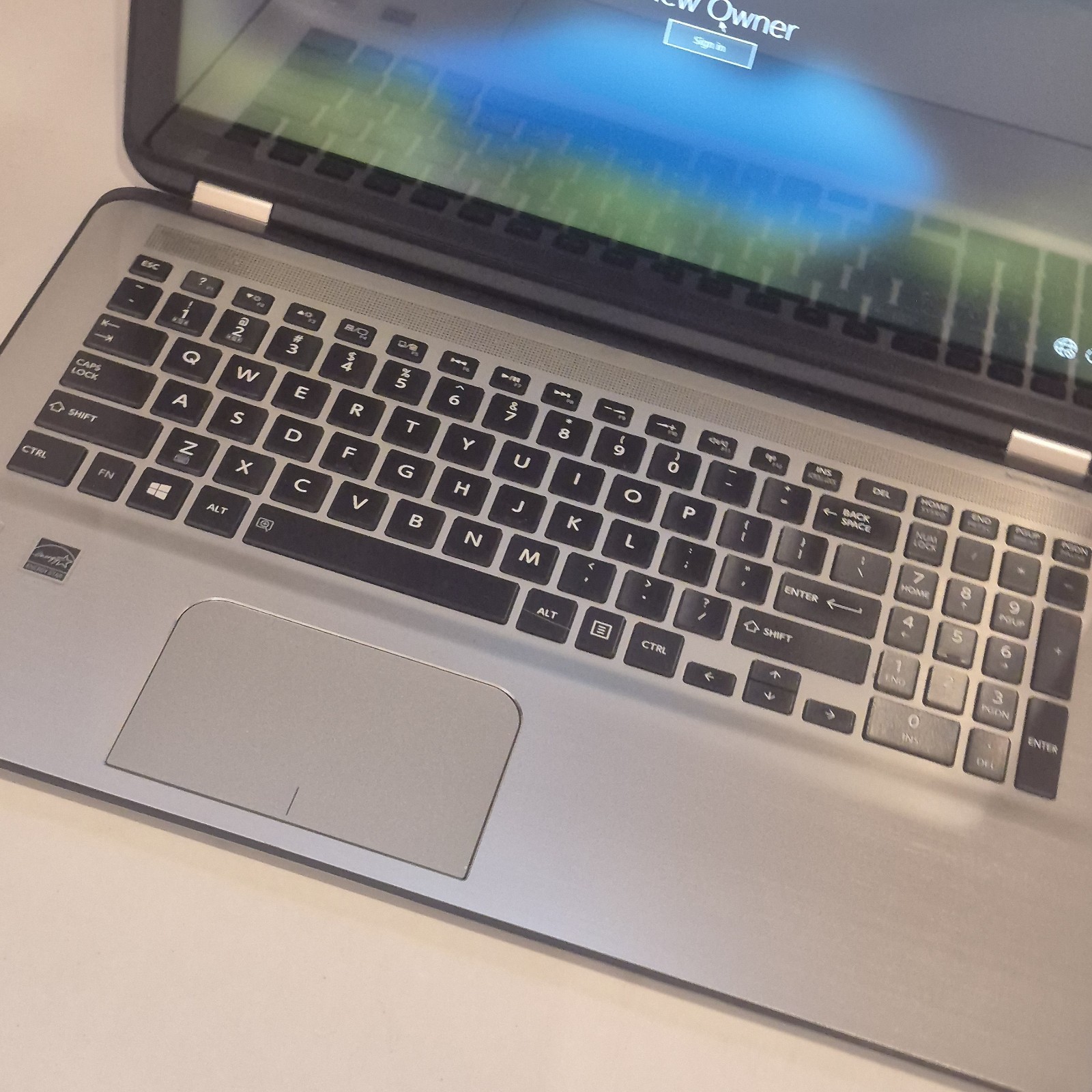 TESTED WORKS Toshiba Satellite Radius P55W-B5224 i7-4510U 8GB Convertible Tablet