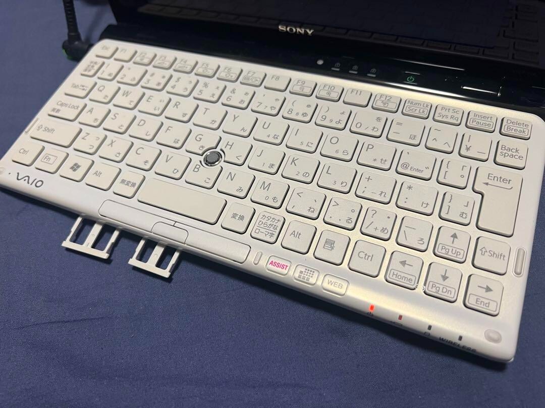 SONY VAIO P series type P VPCP119KJ Windows7 CPU Intel Atom Z530 Memory 2GB 54