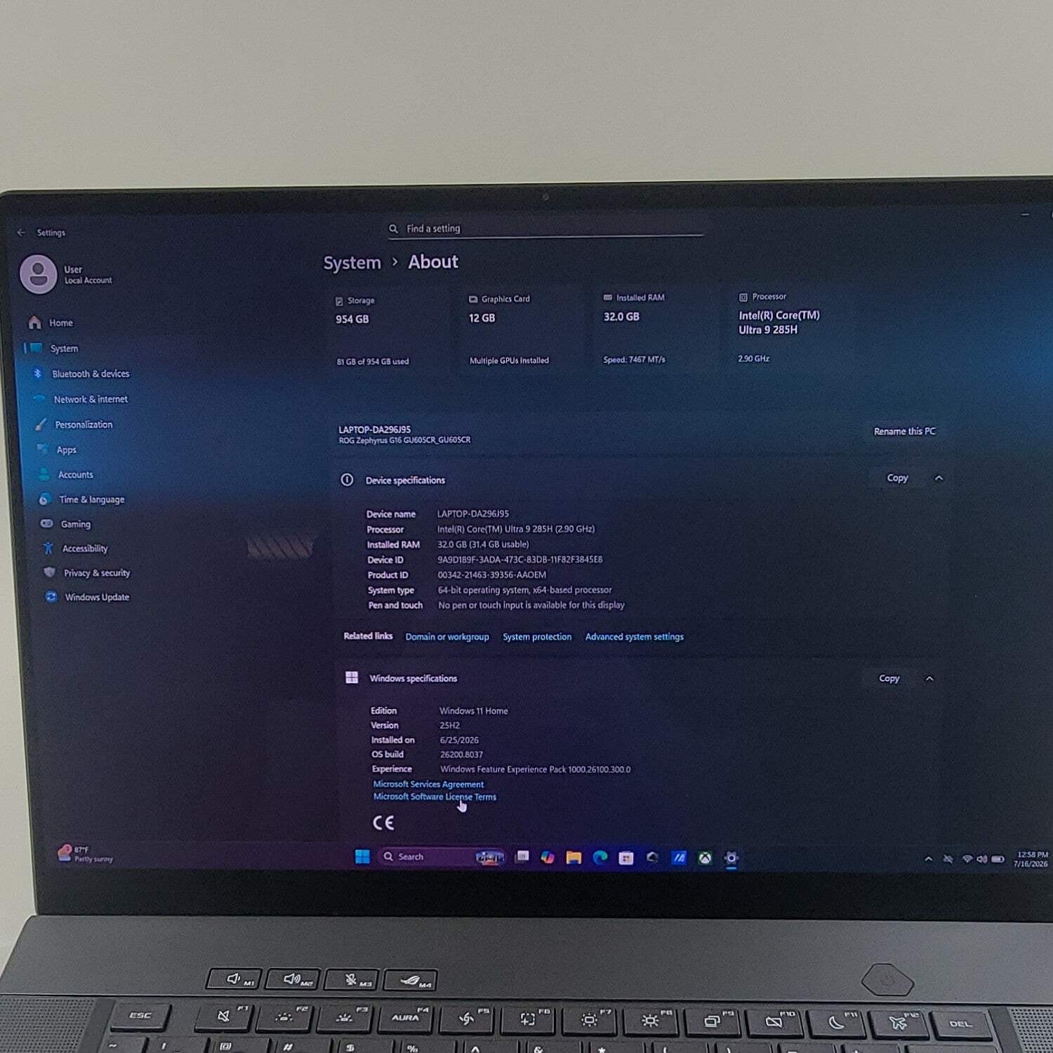 Asus ROG Zephyrus G16 GU605C 16″ Core Ultra 9 285H 3.0GHz 32GB RAM 1TB SSD