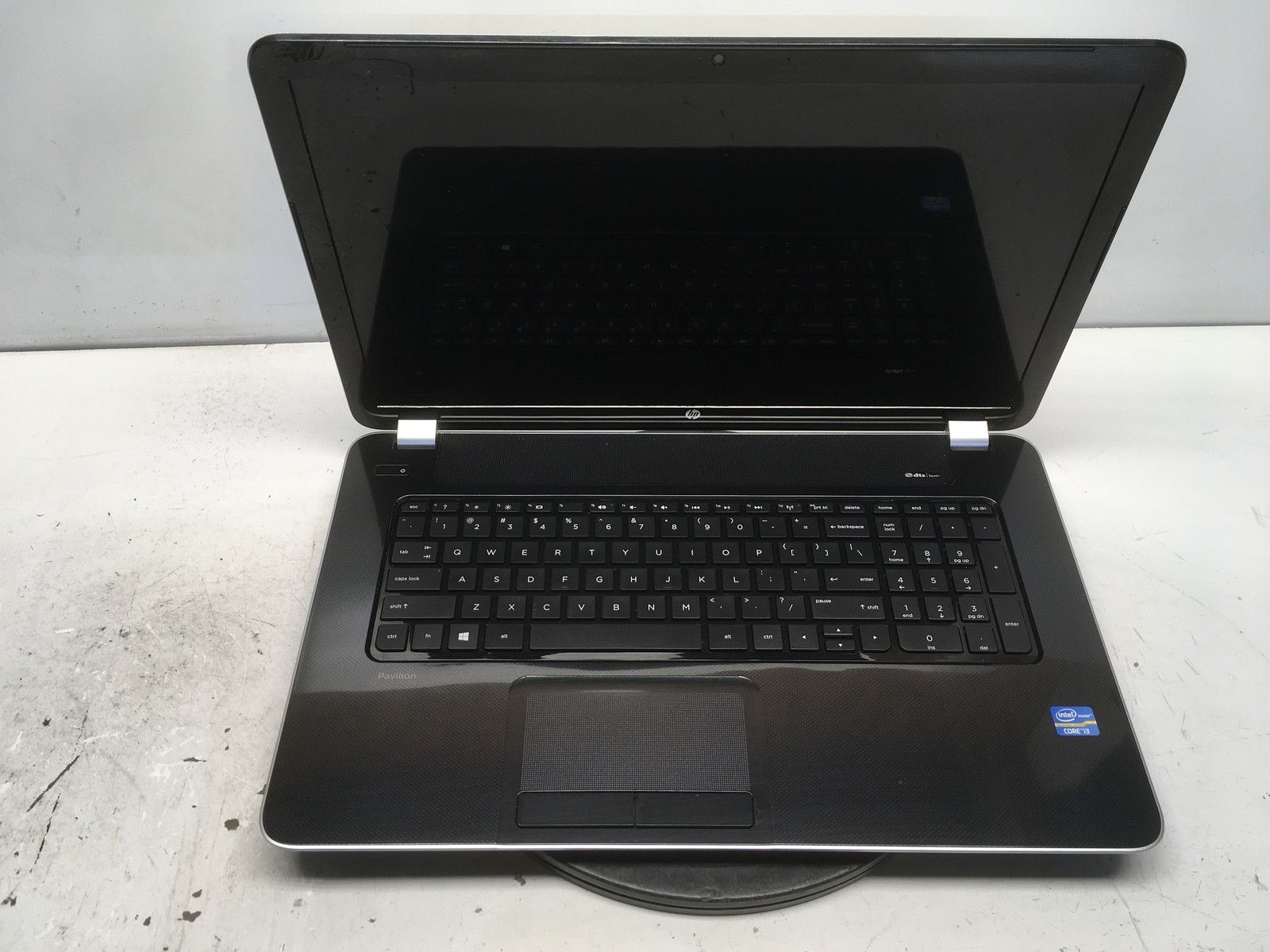 HP Pavilion 17E020US Intel i3-3110M 2.4GHz 1 GB NO HDD No Batt