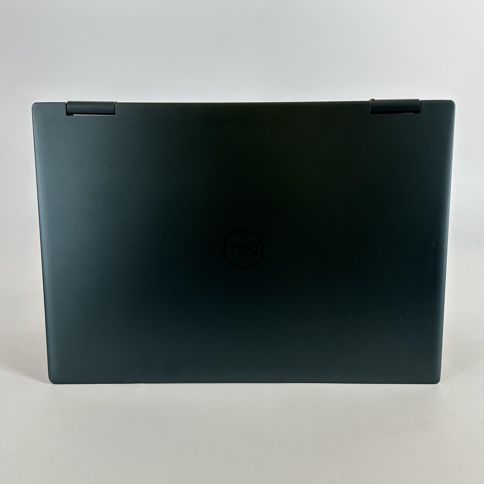 Dell Inspiron 7620 (2-in-1) 16 UHD+ TOUCH 2.1 GHz i7-1260P 16GB 512GB MX550 2048