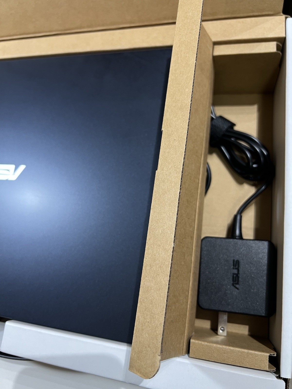 ASUS E510 L510MA 15″ Intel Celeron N4020 1.1GHz 4GB RAM 128GB SSD w/ Charger!