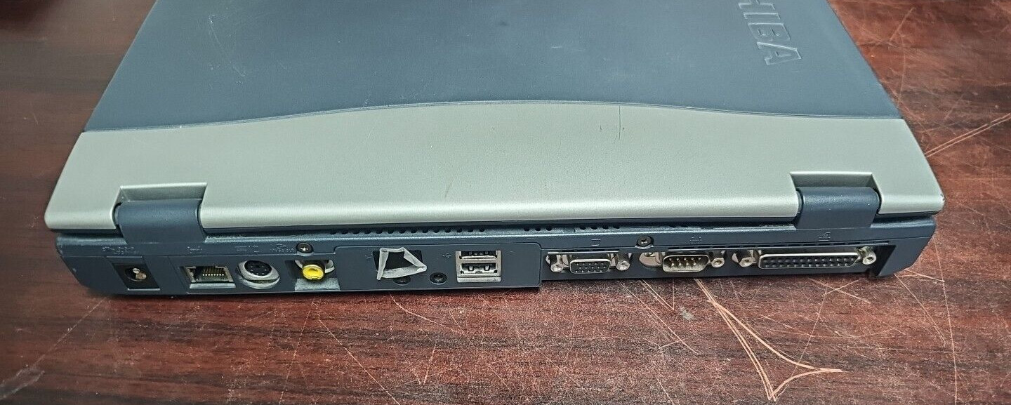 Toshiba Satellite 1800 / Pentium III 256MB RAM No HDD No adapter / * UNTESTED *
