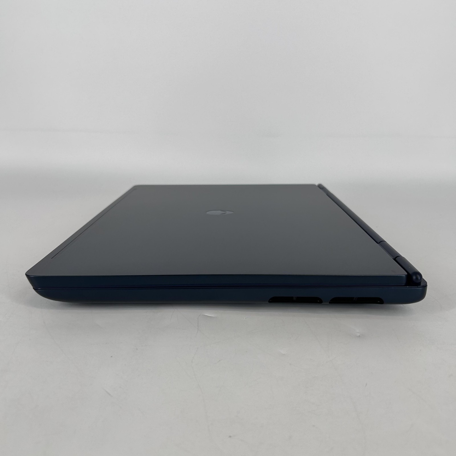 Dell Alienware 16X Aurora 240Hz QHD+ 2.7 GHz Ultra 9 275HX 64GB 2TB SSD RTX 5070