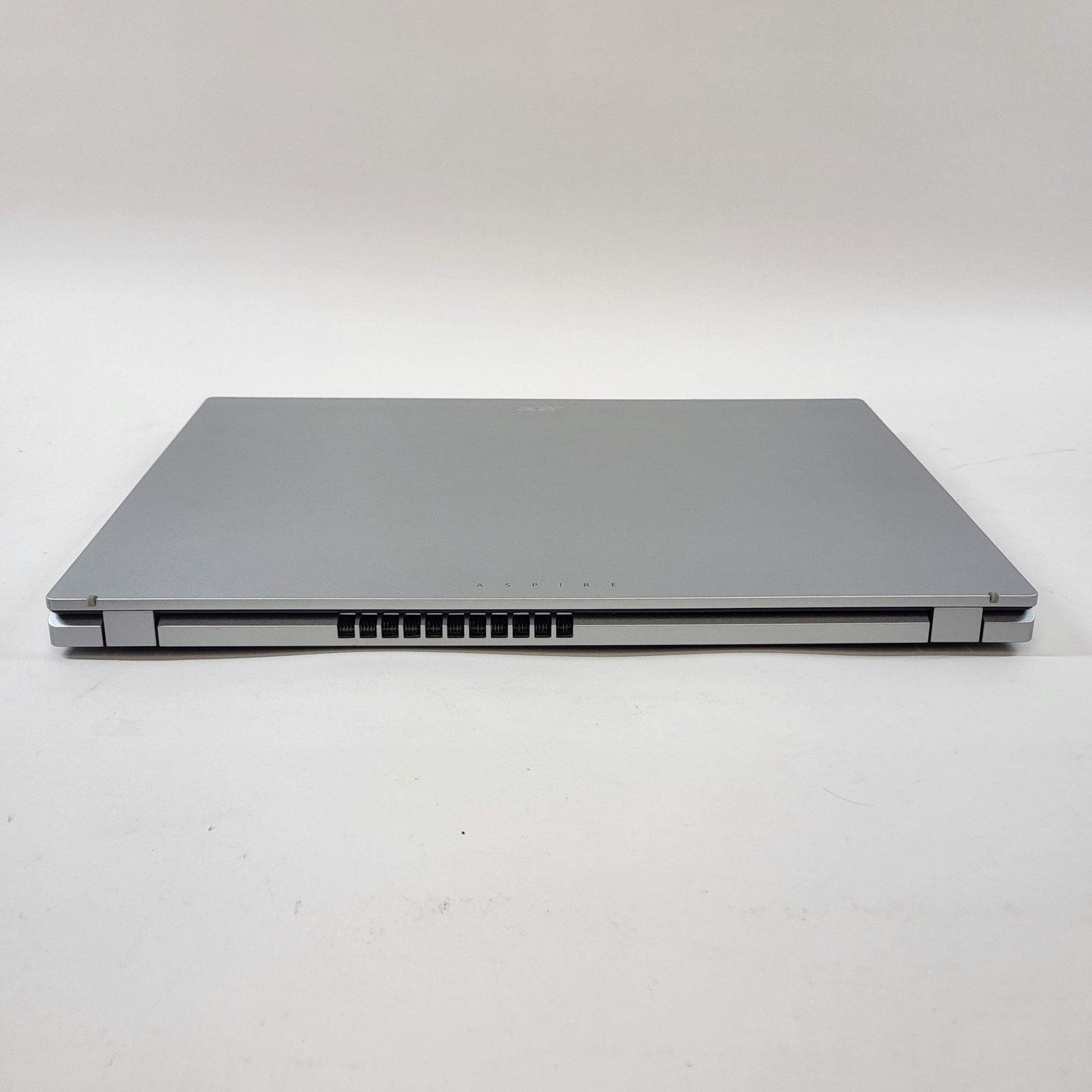 Acer Aspire Go 15 AG15-32P 15.6″ Core 3 N355 1.9GHz 8GB RAM 128GB SSD