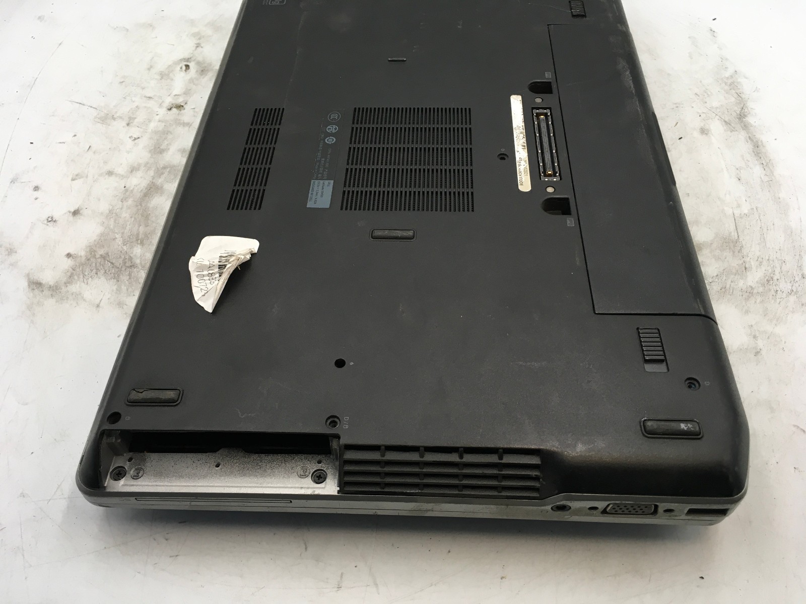 DELL LATITUDE E6430 – FOR PARTS/NO BOOT – INTEL I5 3RD GEN – NO RAM – READ – BB!