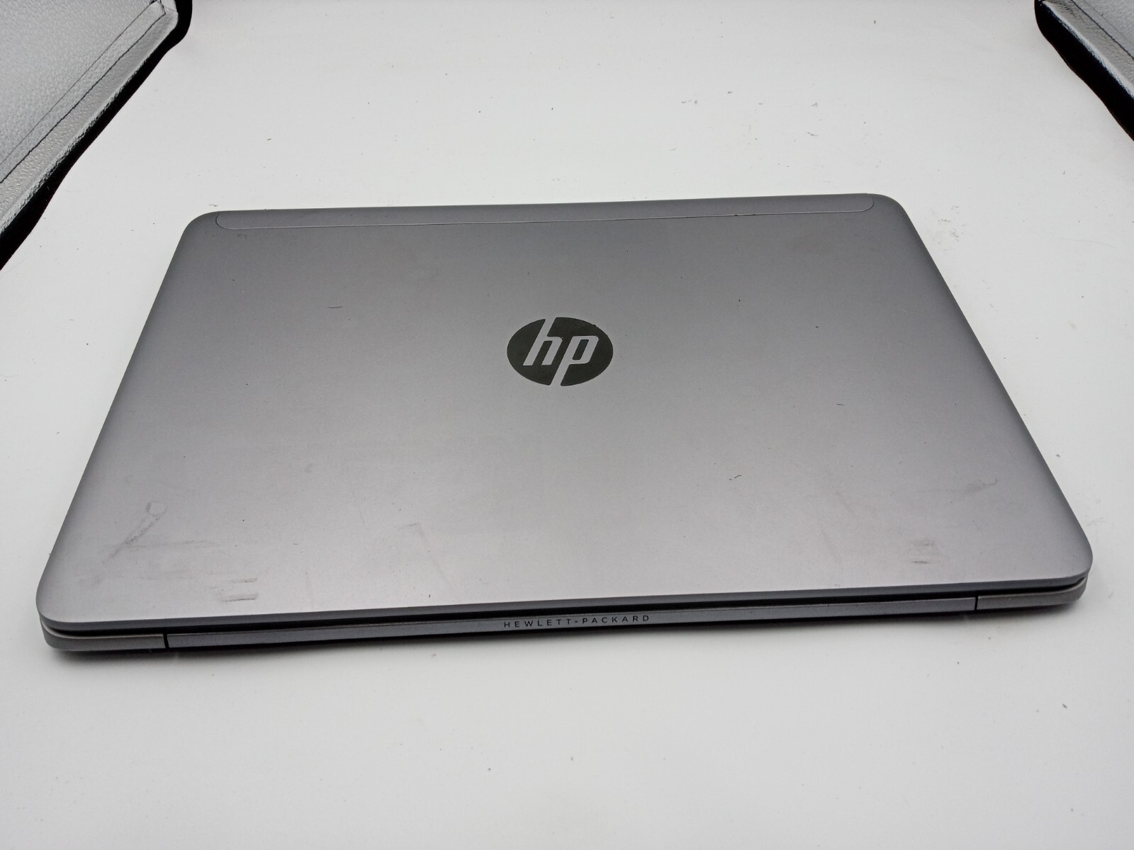 HP EliteBook 1040 G2 14″ Laptop Intel i7-5600U 4GB 128GB W10 – BAD BATTERY -RR