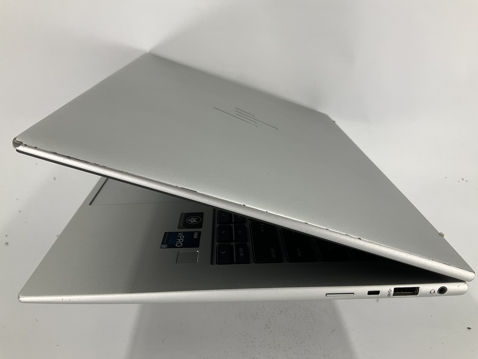 HP EliteBook 840 G9 14″ Core i7-1280P 512GB 16GB B Win 11 Pro
