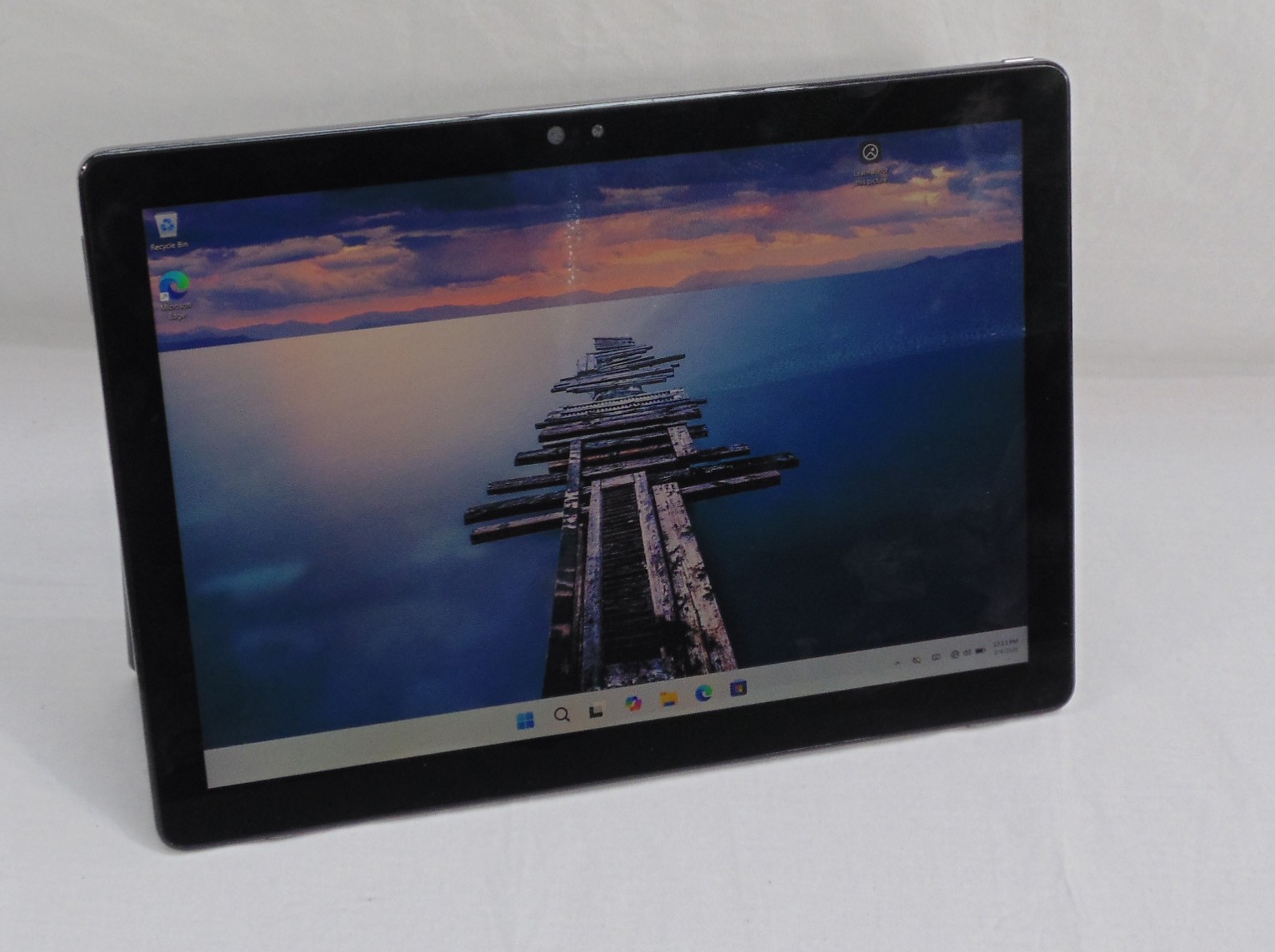 Dell Latitude 7210 2 in 1 i7-8665U Tablet Notebook Computer Touchscreen 12.25″