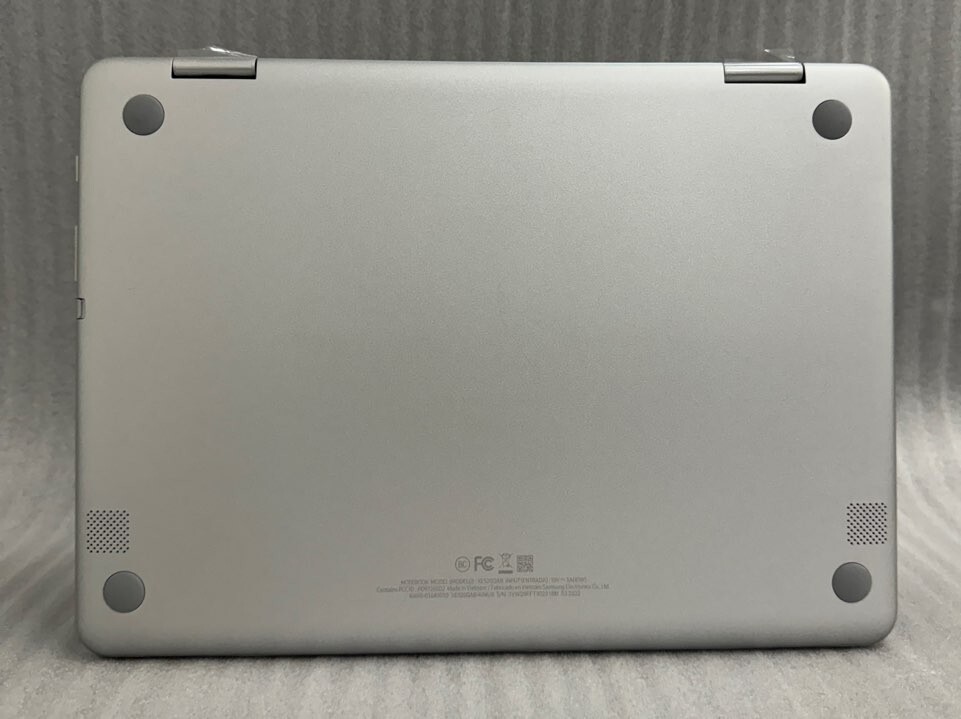 Samsung Chromebook 12” Touch (4GB RAM /64GB SSD)_XE520QAB-K04US_No Charger