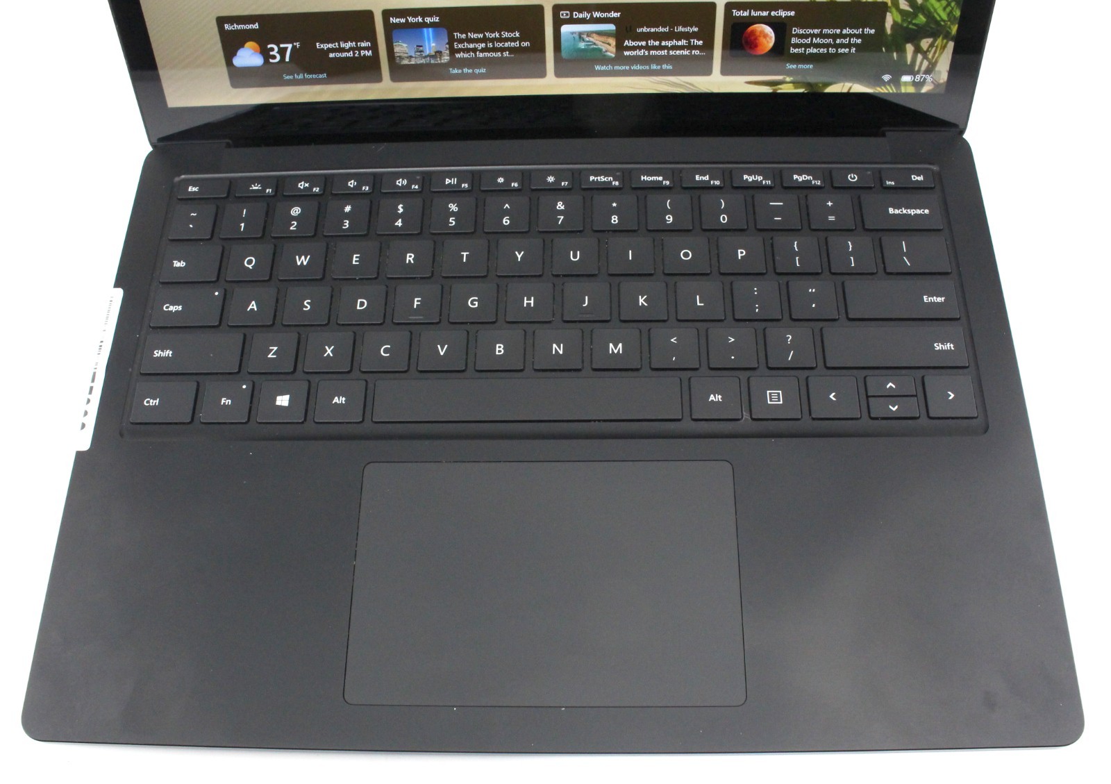 Microsoft Surface Laptop 3 13.5″ 256GB SSD 8GB RAM 1.2GHz i5-1035G7 ; 6175932